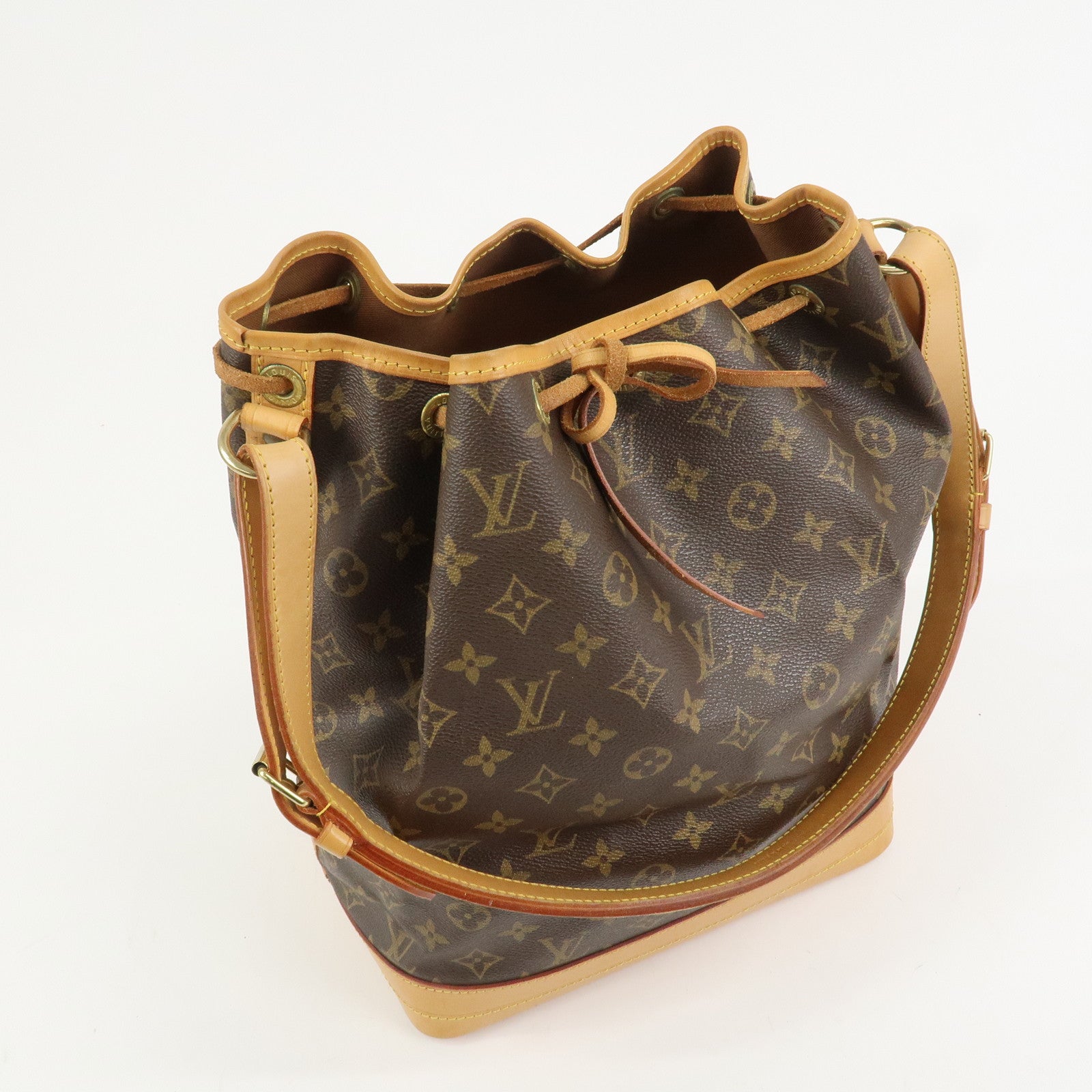 Louis Vuitton Monogram Noe Shoulder Bag Hand Bag Brown M42224