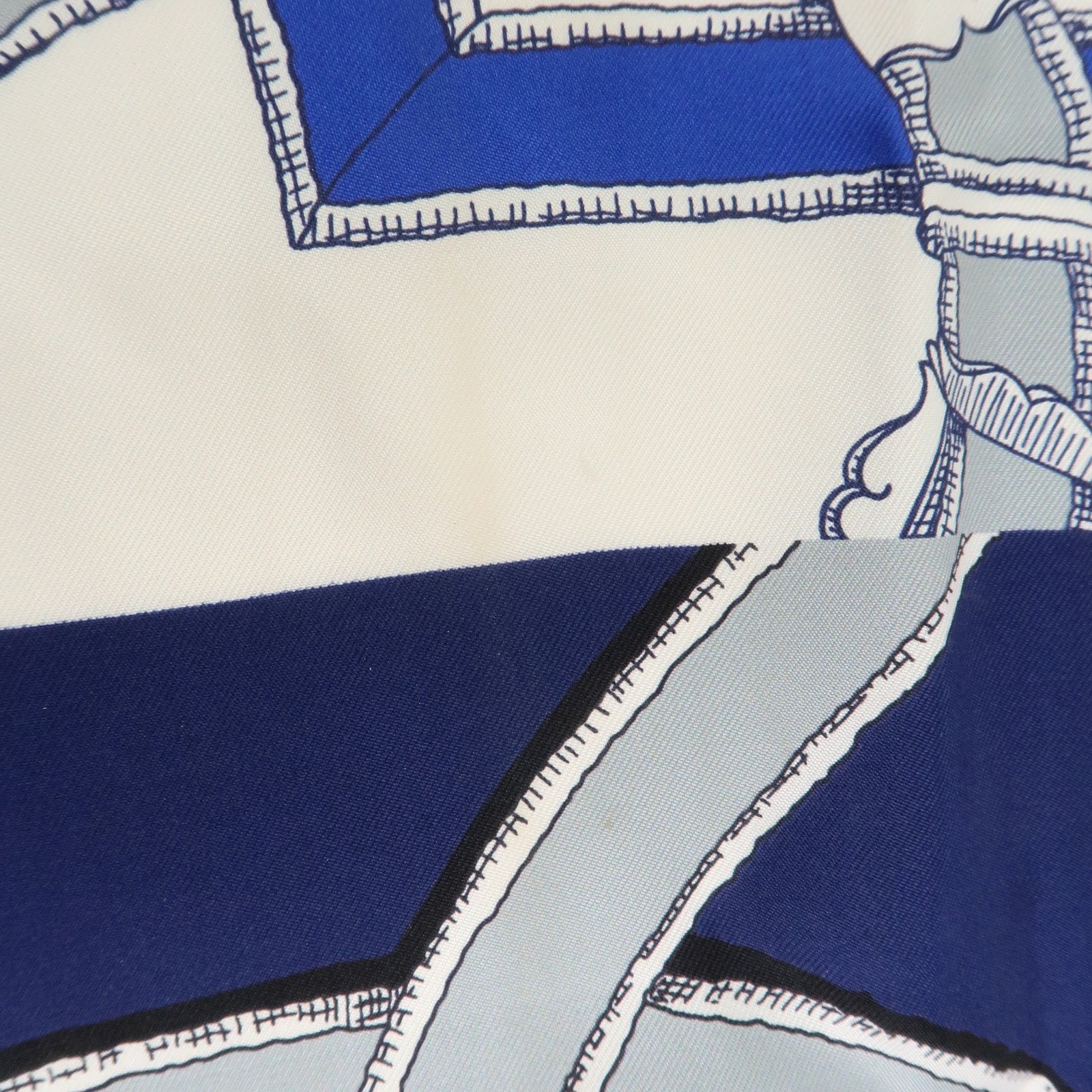 HERMES Maxi Twilly Silk 100% Scarf L'INSTRVCTION DV ROY Blue White