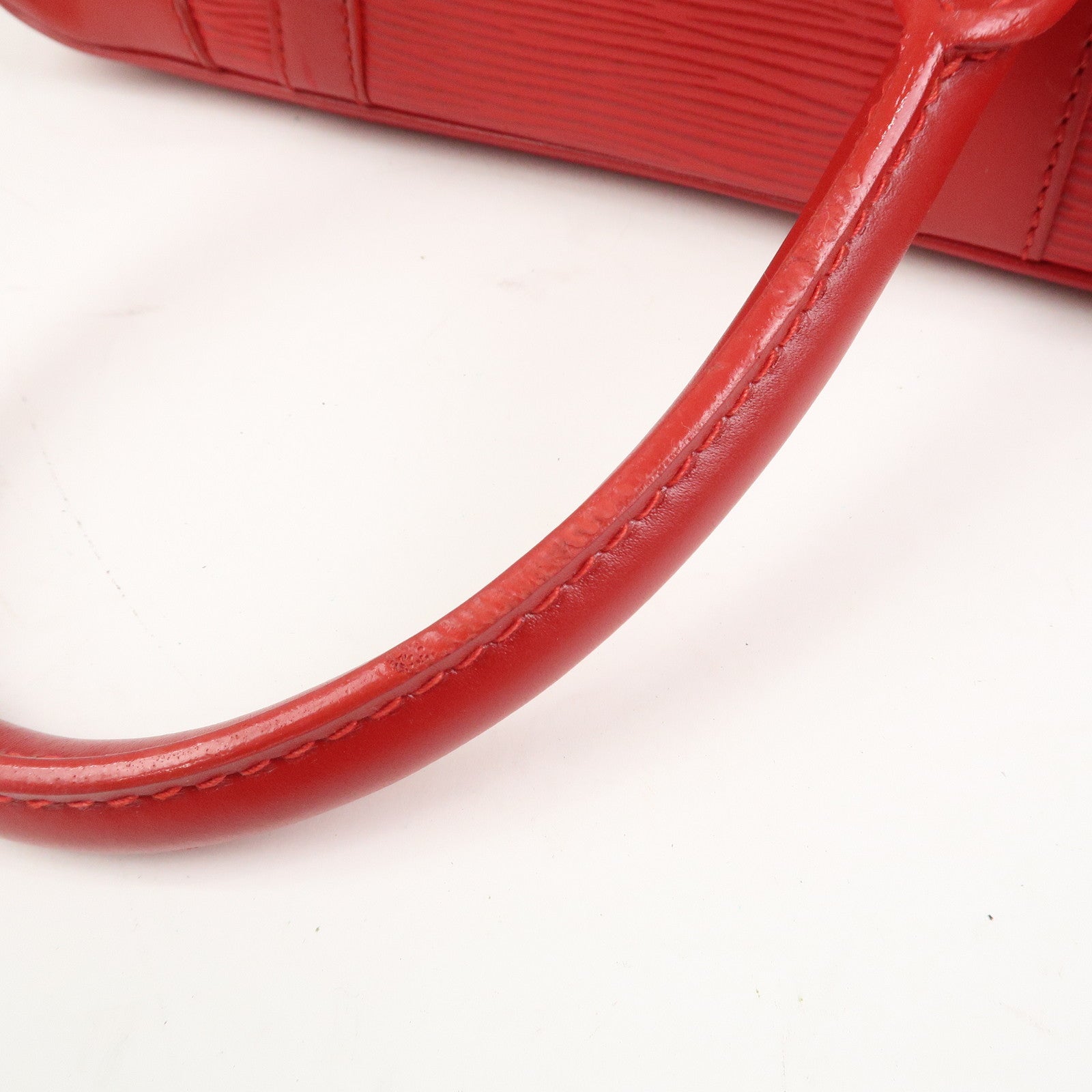Louis Vuitton Epi Leather Segur PM Hand Bag Shoulder Bag M5882E