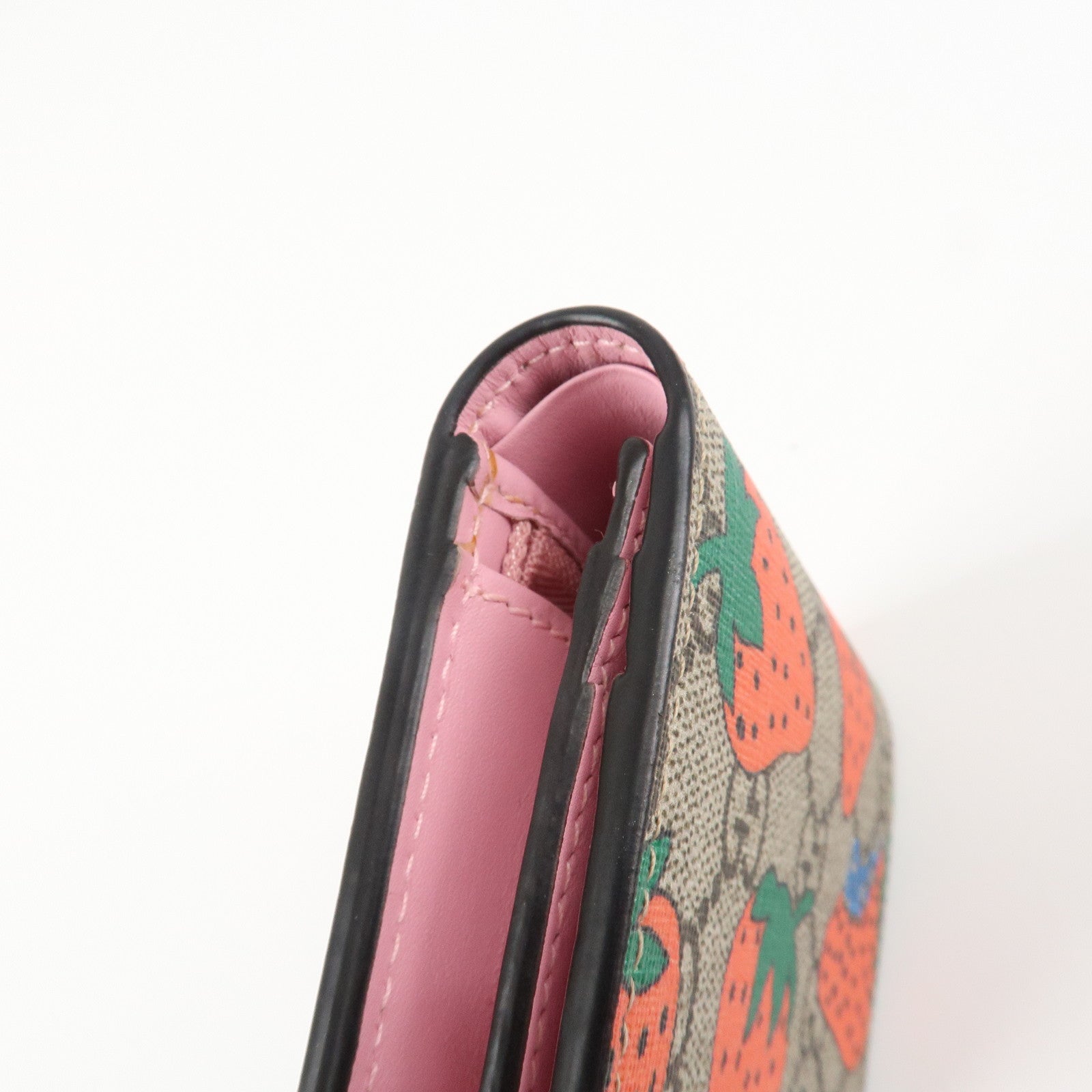 GUCCI GG Supreme Leather Strawberry Print Bi-fold Wallet 573839 Used