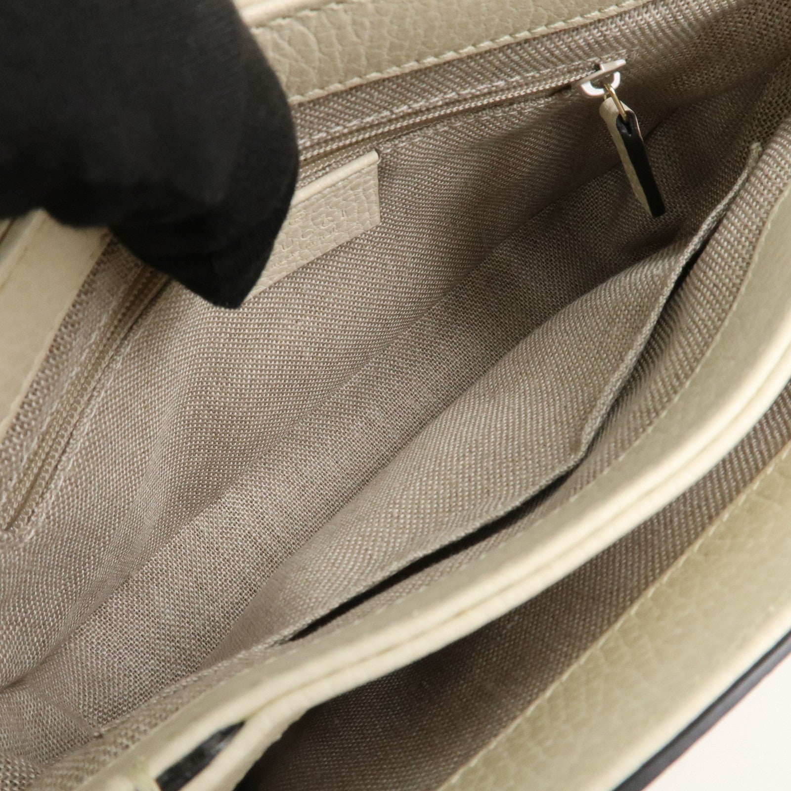 GUCCI Interlocking G Leather Chain Shoulder Bag Ivory Gold 240020 Used