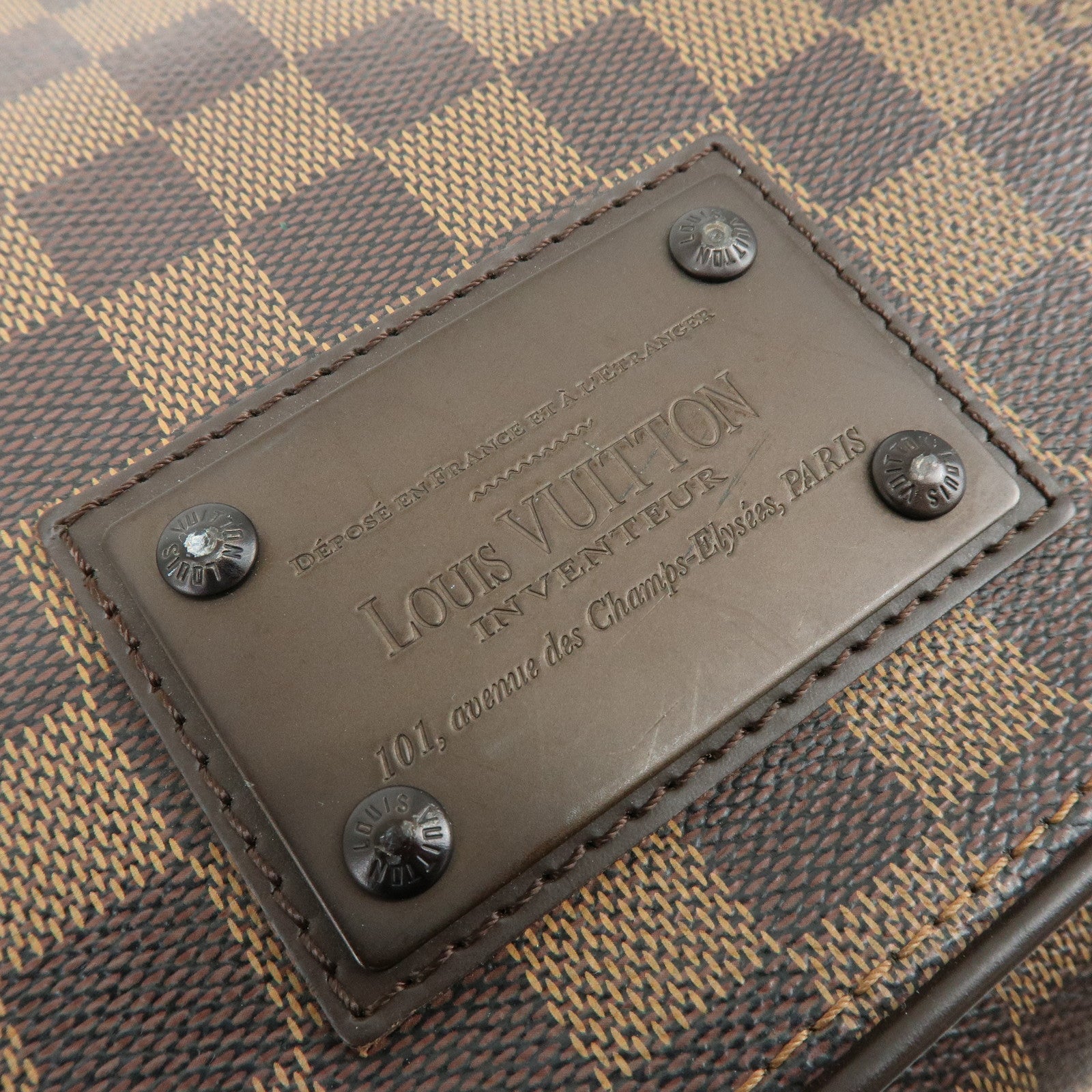 Louis Vuitton Damier Ebene Brooklyn Messenger Bag N51211