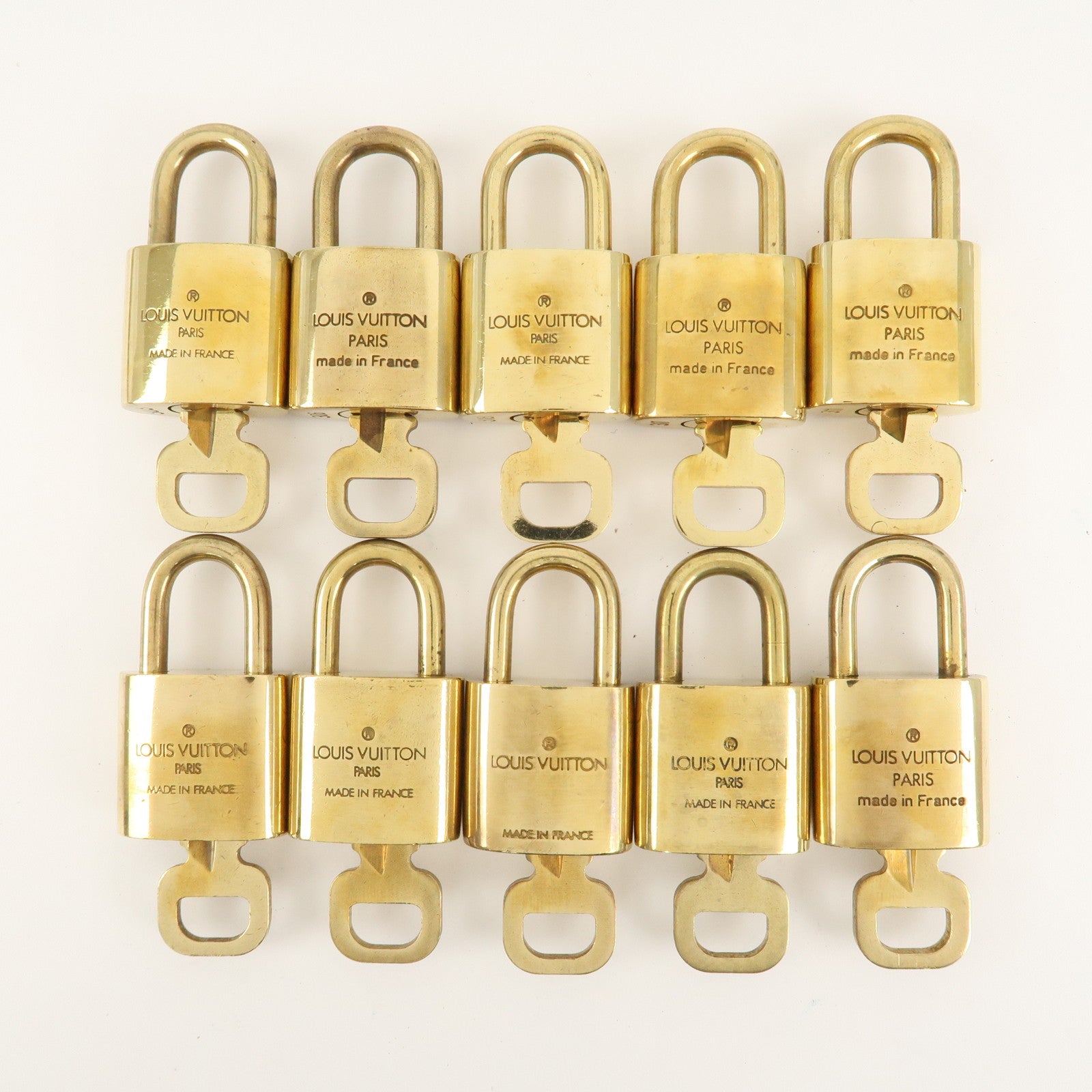 Louis Vuitton Set of 10 Lock & Key Cadena Key Lock Metal Gold