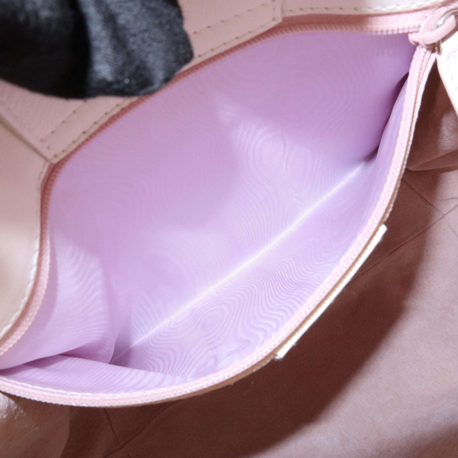 BVLGARI Leather Shoulder Bag Hand Bag White