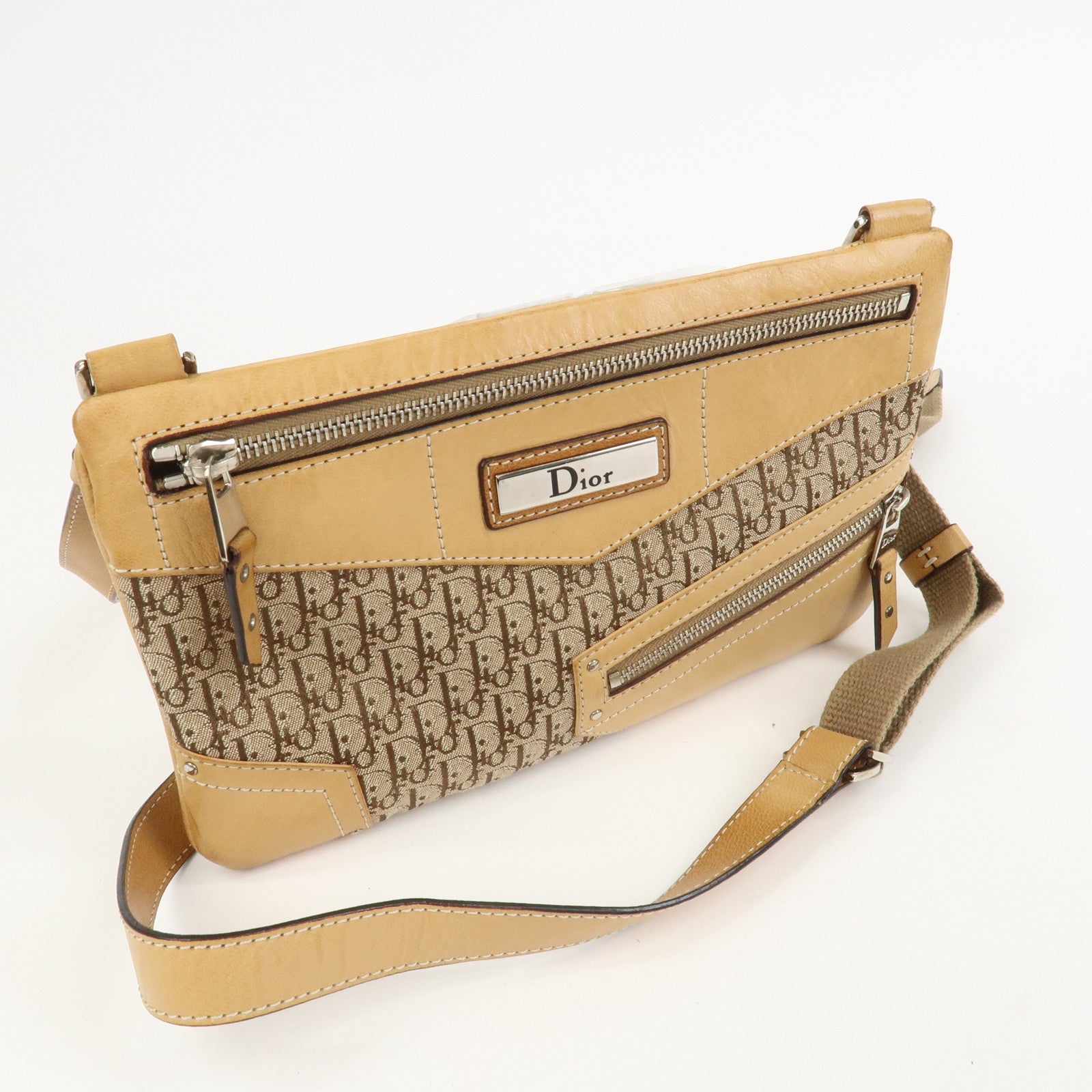 Christian Dior Street Chic Trotter Shoulder Bag Crossbody Bag Brown