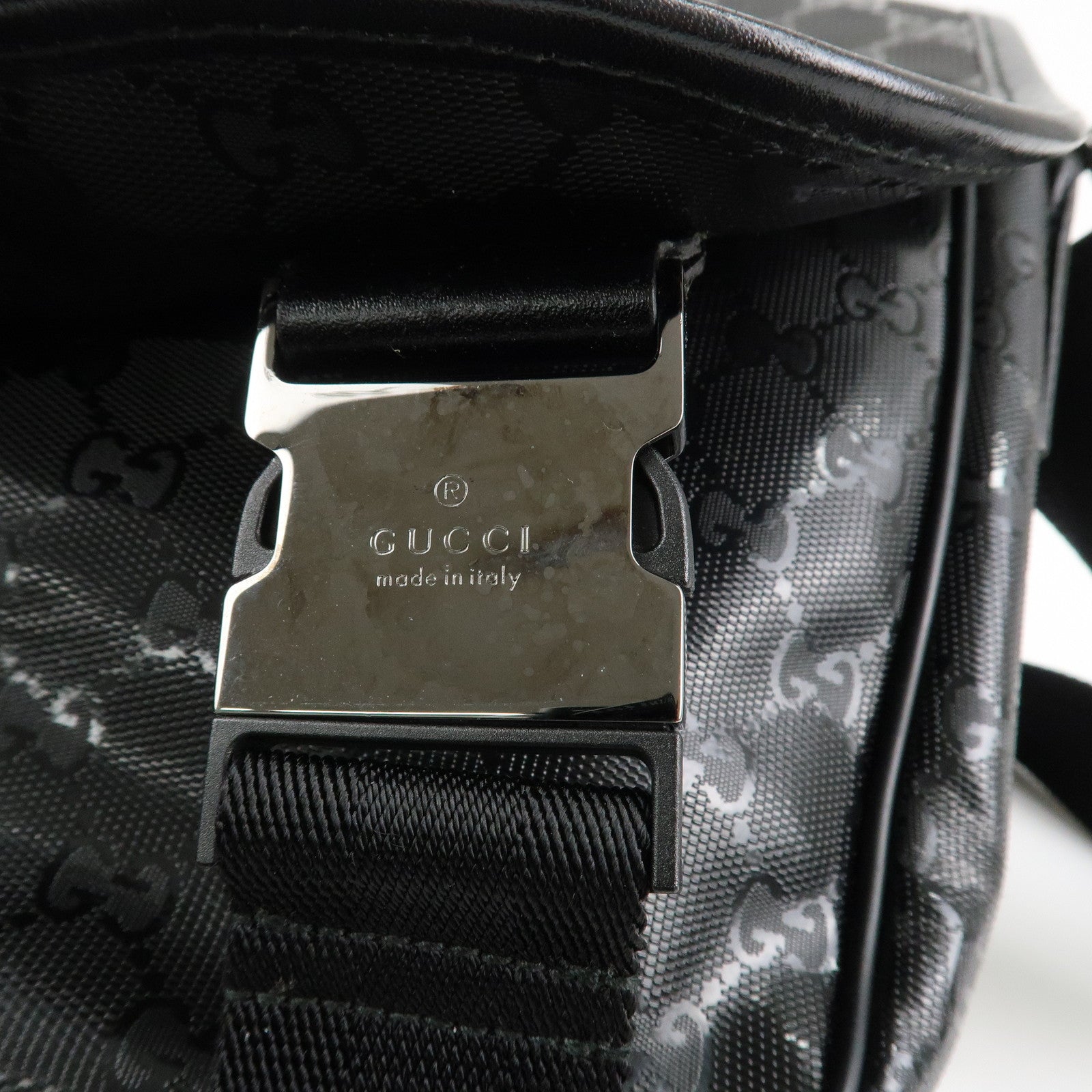 GUCCI GG Implement Canvas Shoulder Bag Crossbody Bag Black 201732