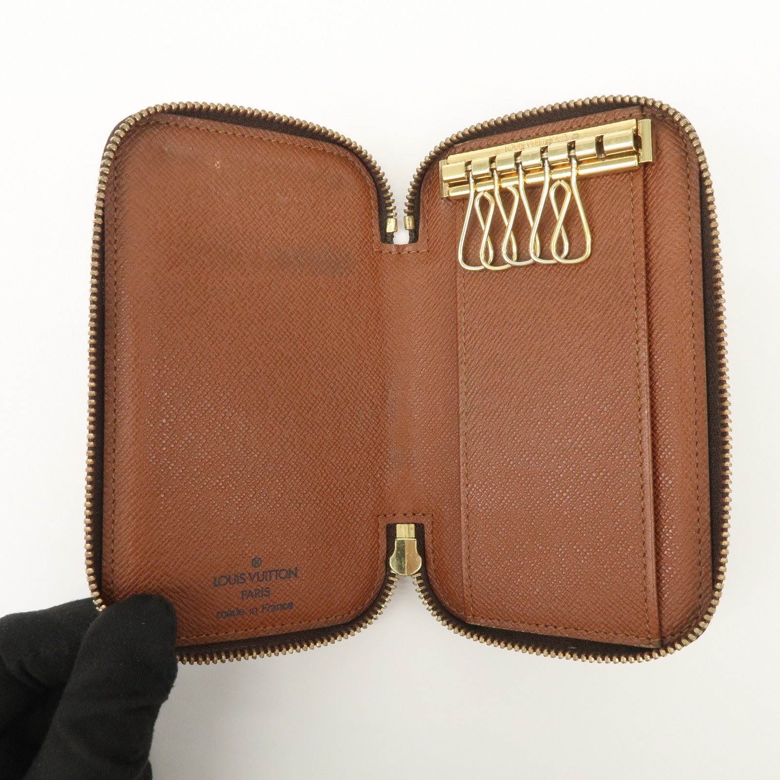 Louis Vuitton Monogram Pochette Cles 6 Key Case Key Holder M62610