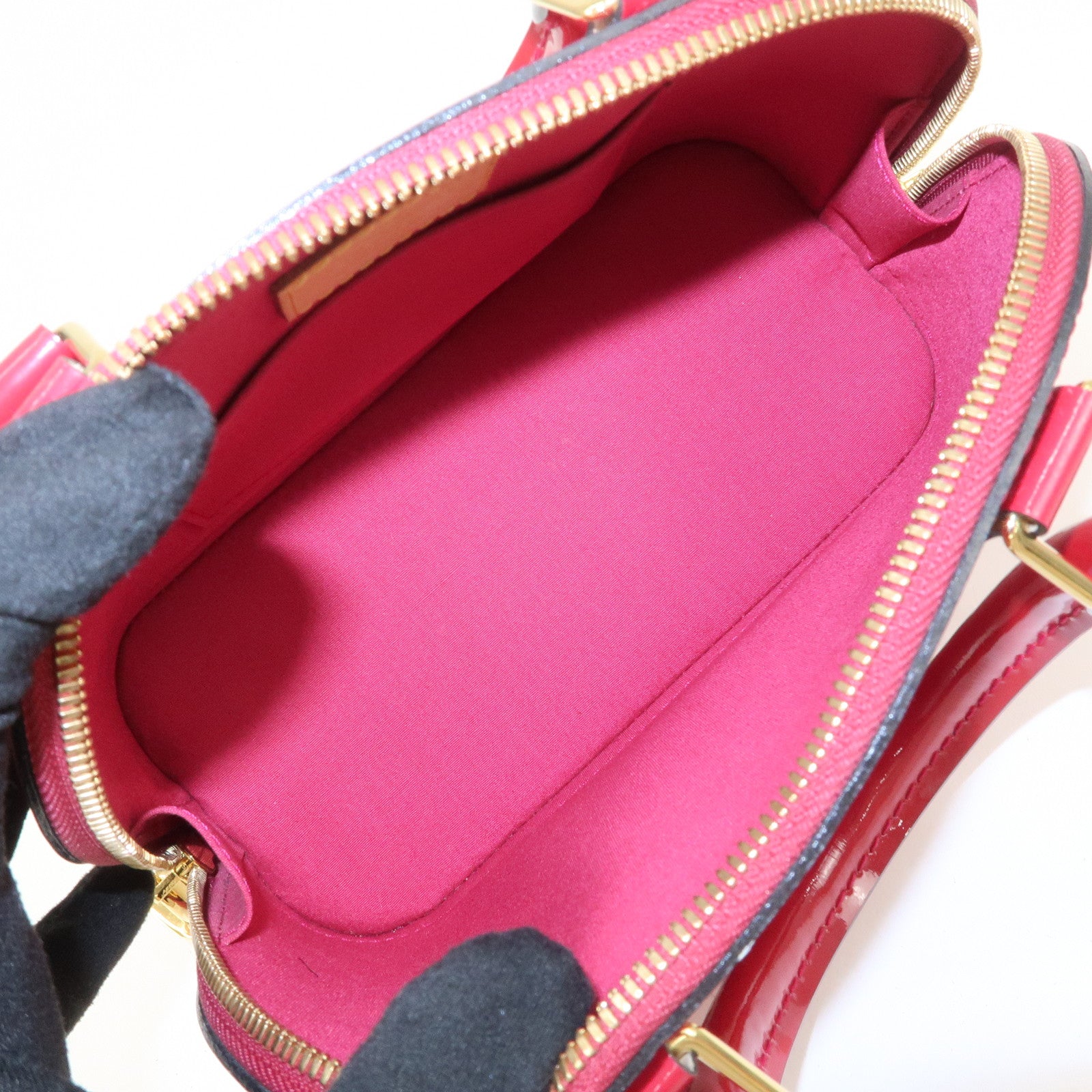 Louis Vuitton Monogram Vernis Leather Alma BB 2Way Bag Rouge M91698