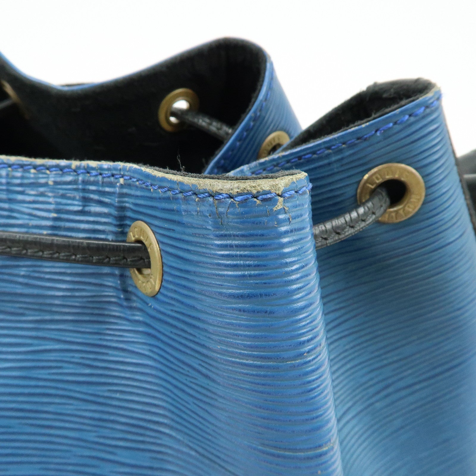 Louis Vuitton Epi Petit Noe Bicolor Shoulder Bag Blue Noir M44152