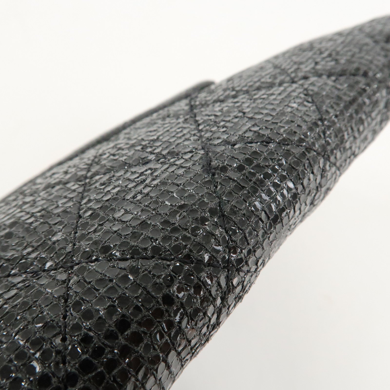 CHANEL Matelasse Leather Chain Shoulder Bag Black Silver Used