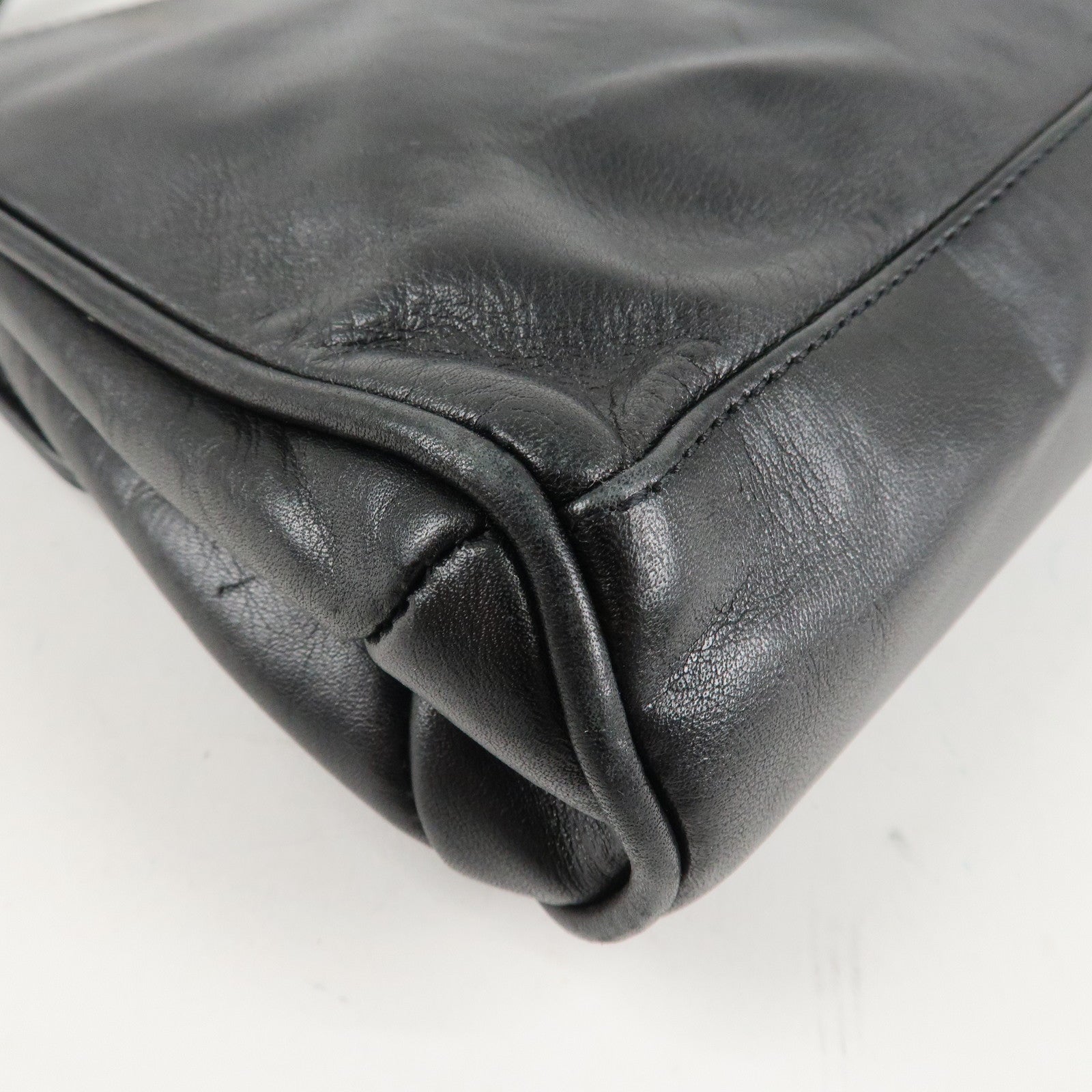 FENDI Leather Hand Bag Tassel Charm Gold Hardware Black Used