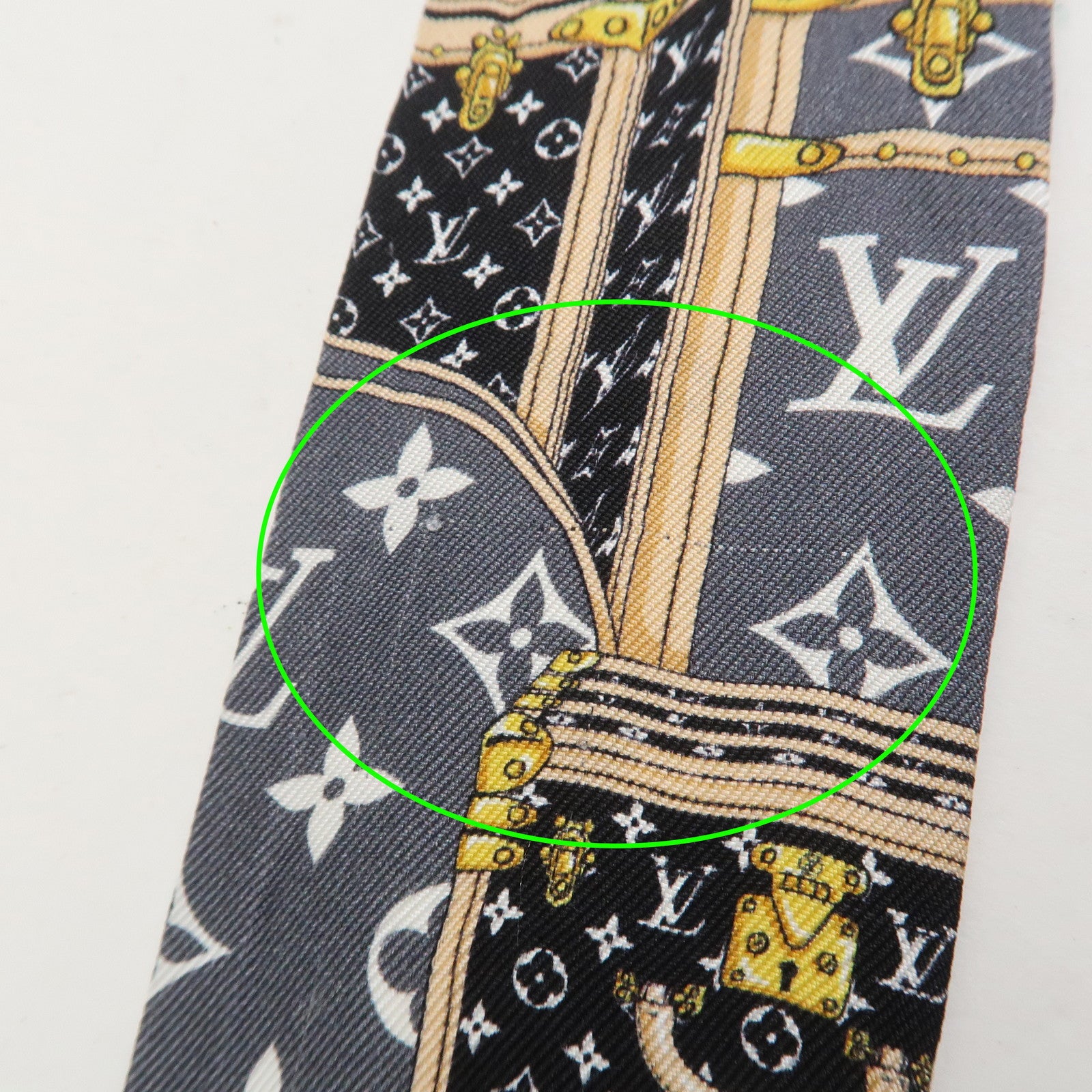 Louis Vuitton Bandeau BB Let's Go Silk 100% Scarf Black M76442