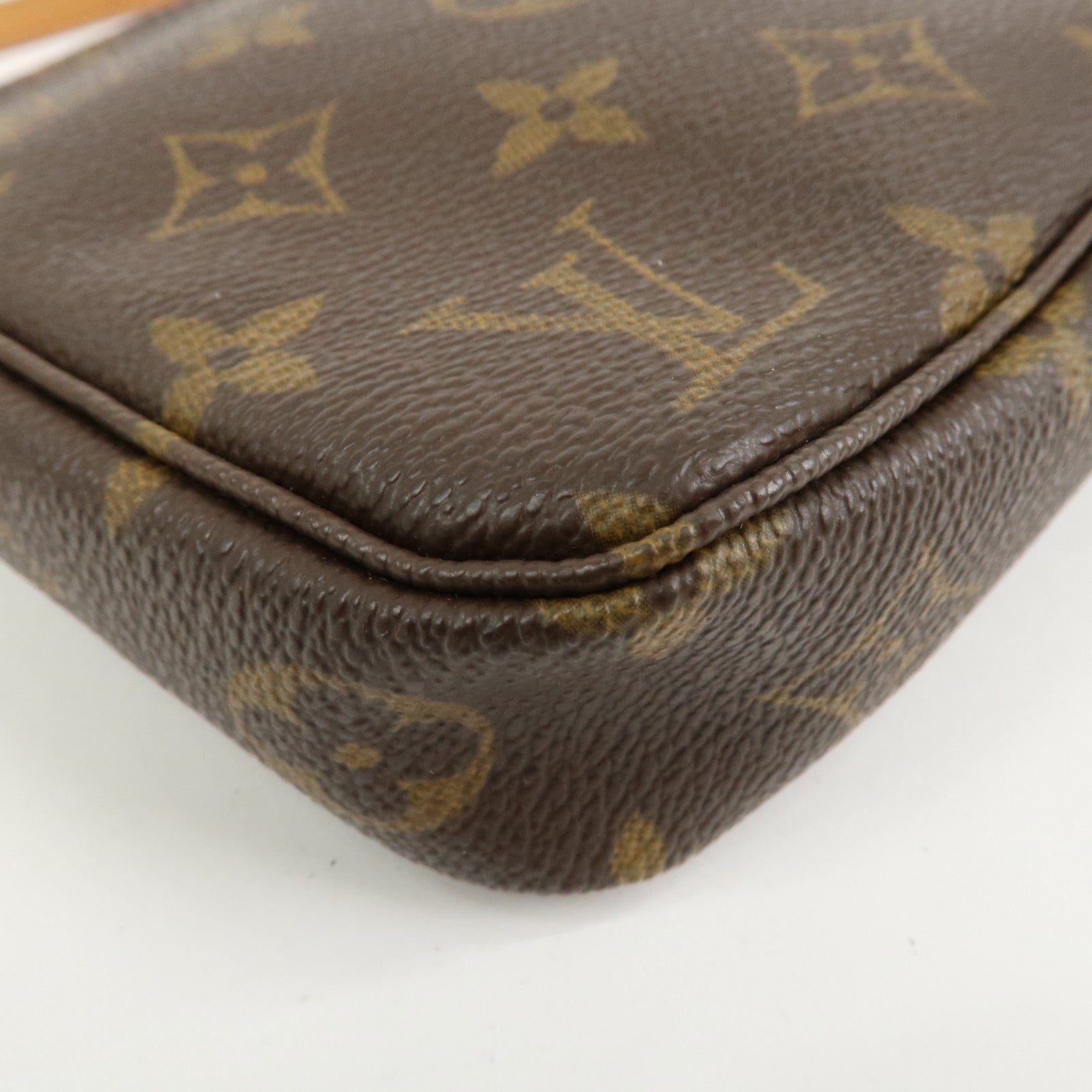 Louis Vuitton Monogram Pochette Accessoires Pouch Hand Bag M51980