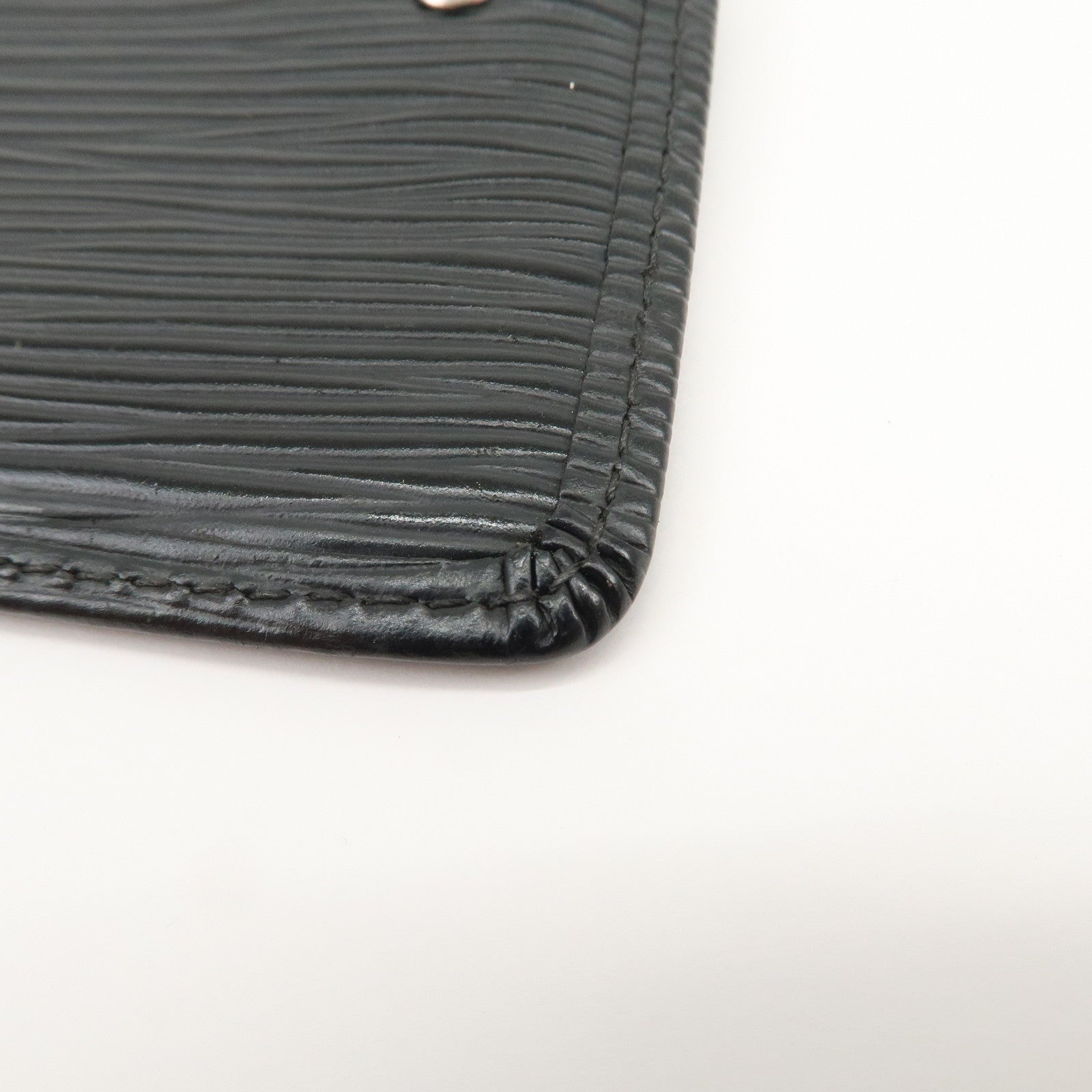 Louis Vuitton Epi Pochette Cles Coin Case Black Noir M63802