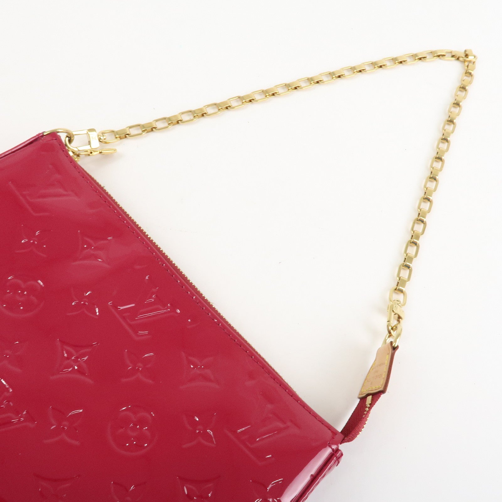 Louis Vuitton Monogram Vernis Pochette Accessoires Pouch M91574