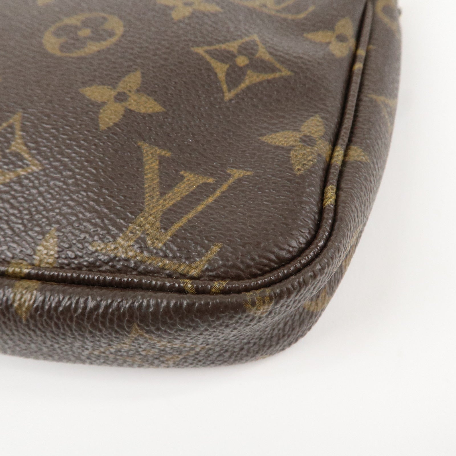 Louis Vuitton Monogram Pochette Accessoires Hand Bag Brown M51980 Used