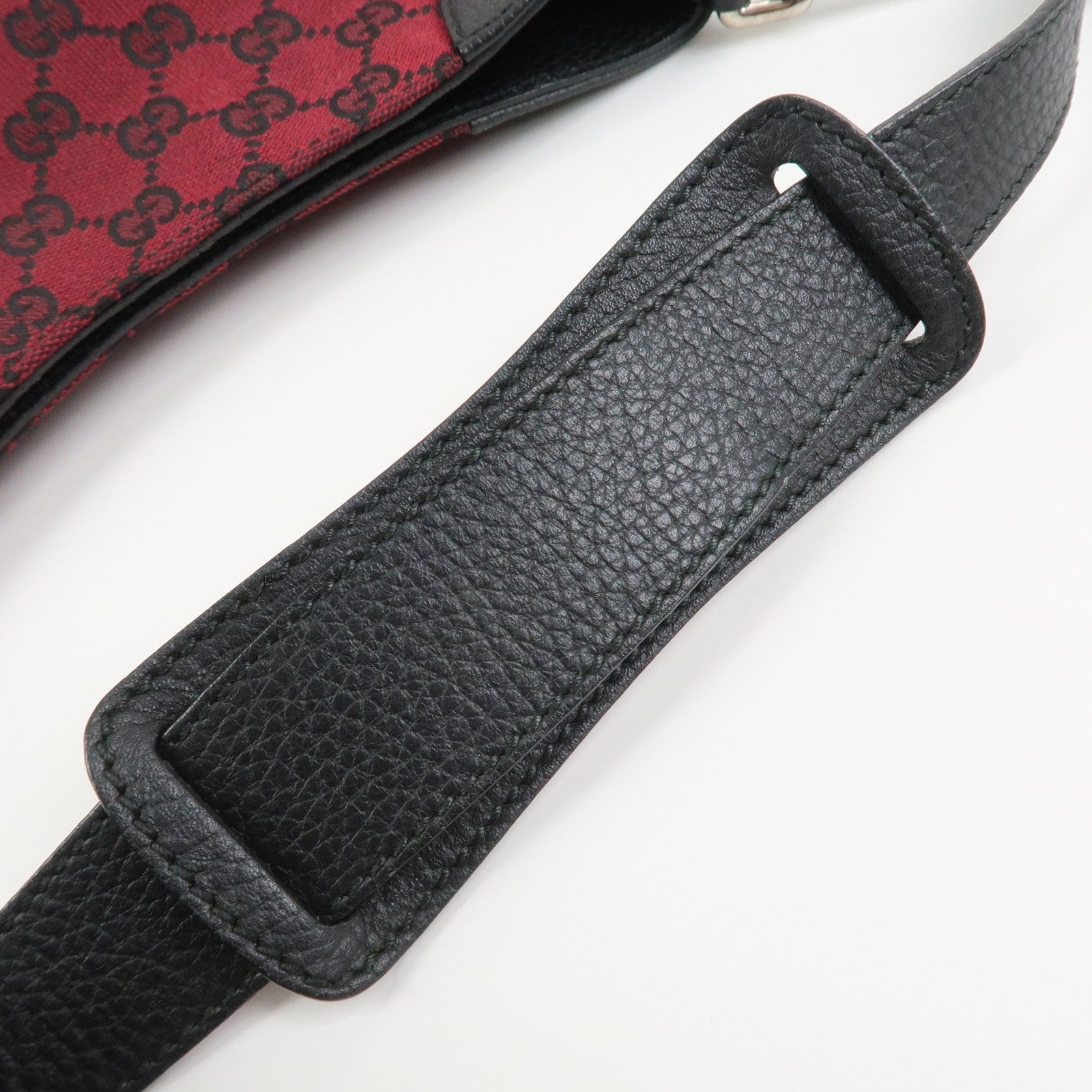 GUCCI GG Canvas Leather Shoulder Bag Red Black 272389