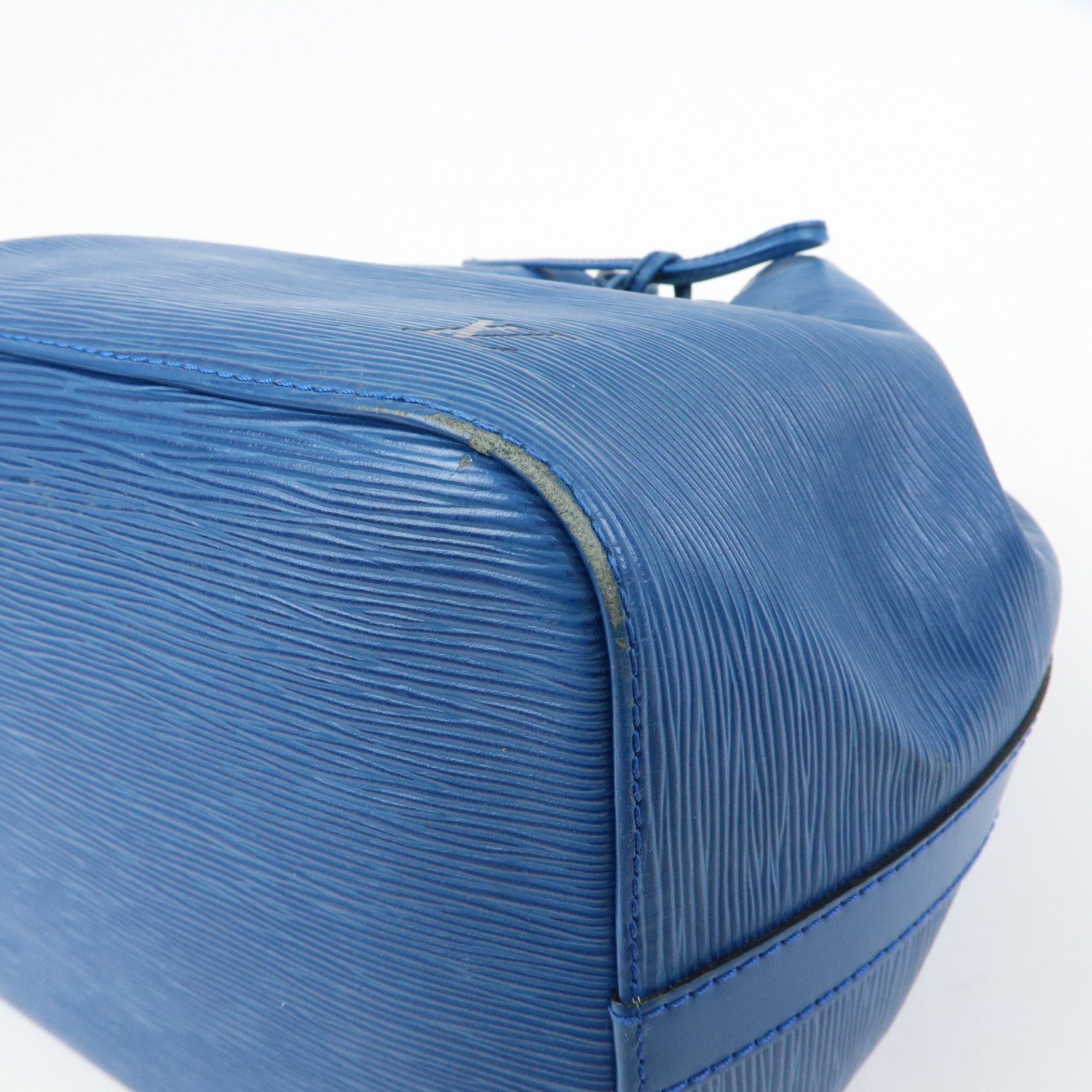 Louis Vuitton Epi Leather Petit Noe Shoulder Bag Toledo Blue M44105