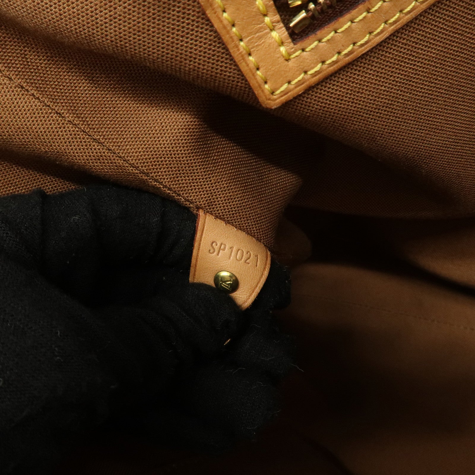 Louis Vuitton Monogram Abbesses Messenger Bag Shoulder Bag M45257 Used