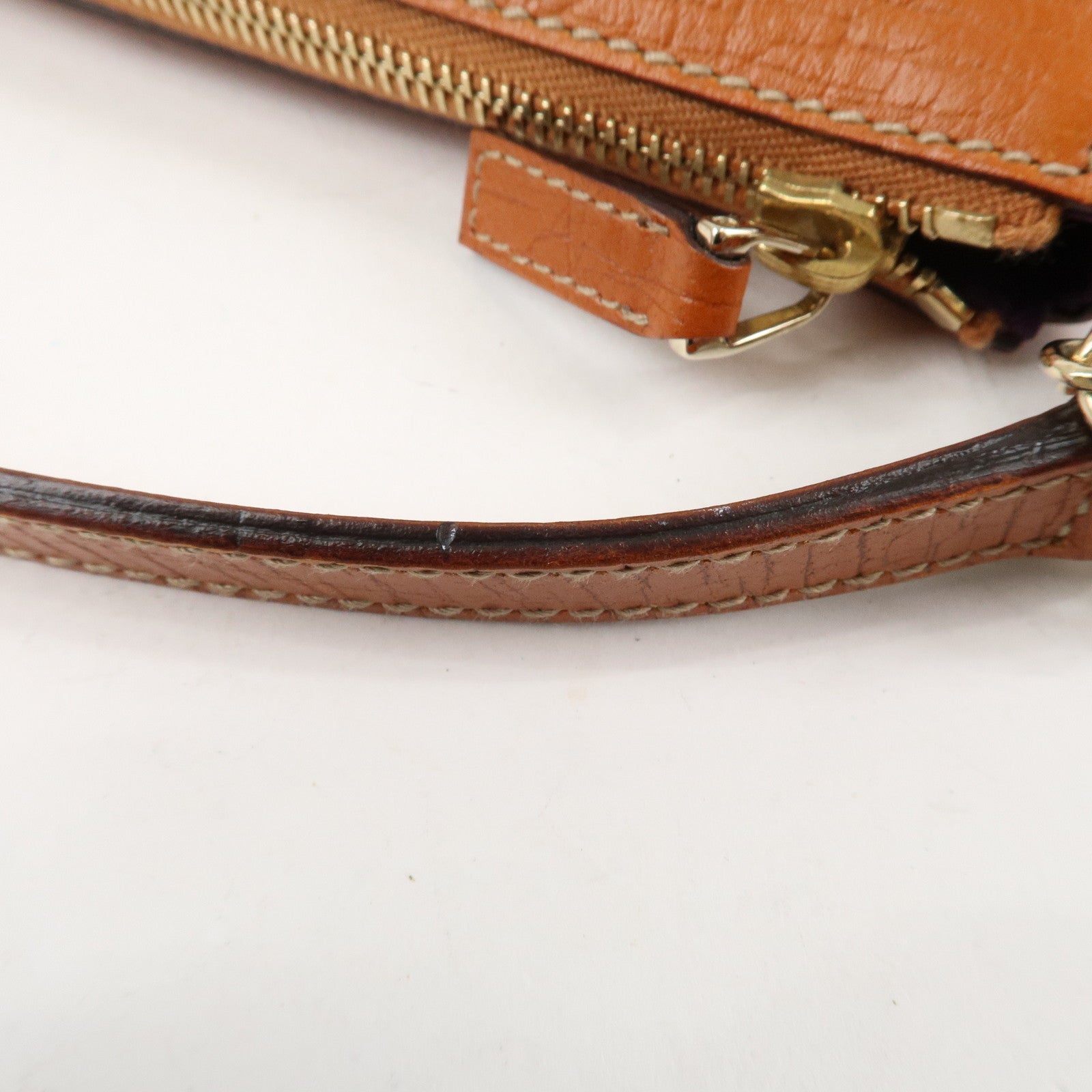 GUCCI Sherry GG Canvas Leather Shoulder Bag Gold Boots Bag Charm 145970 Used