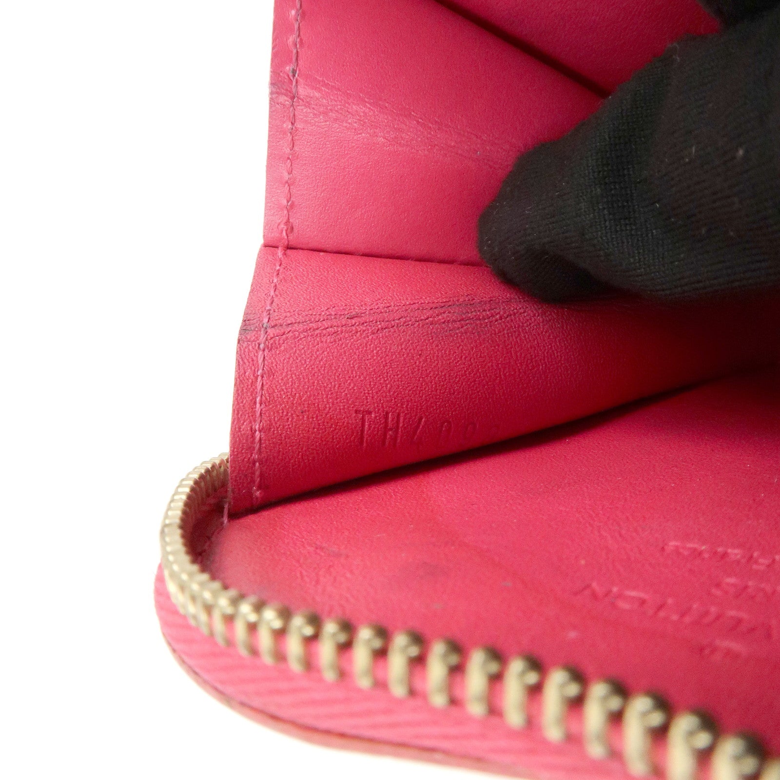 Louis Vuitton Monogram Vernis Porte Monnaie Coeur Coin Case M93657