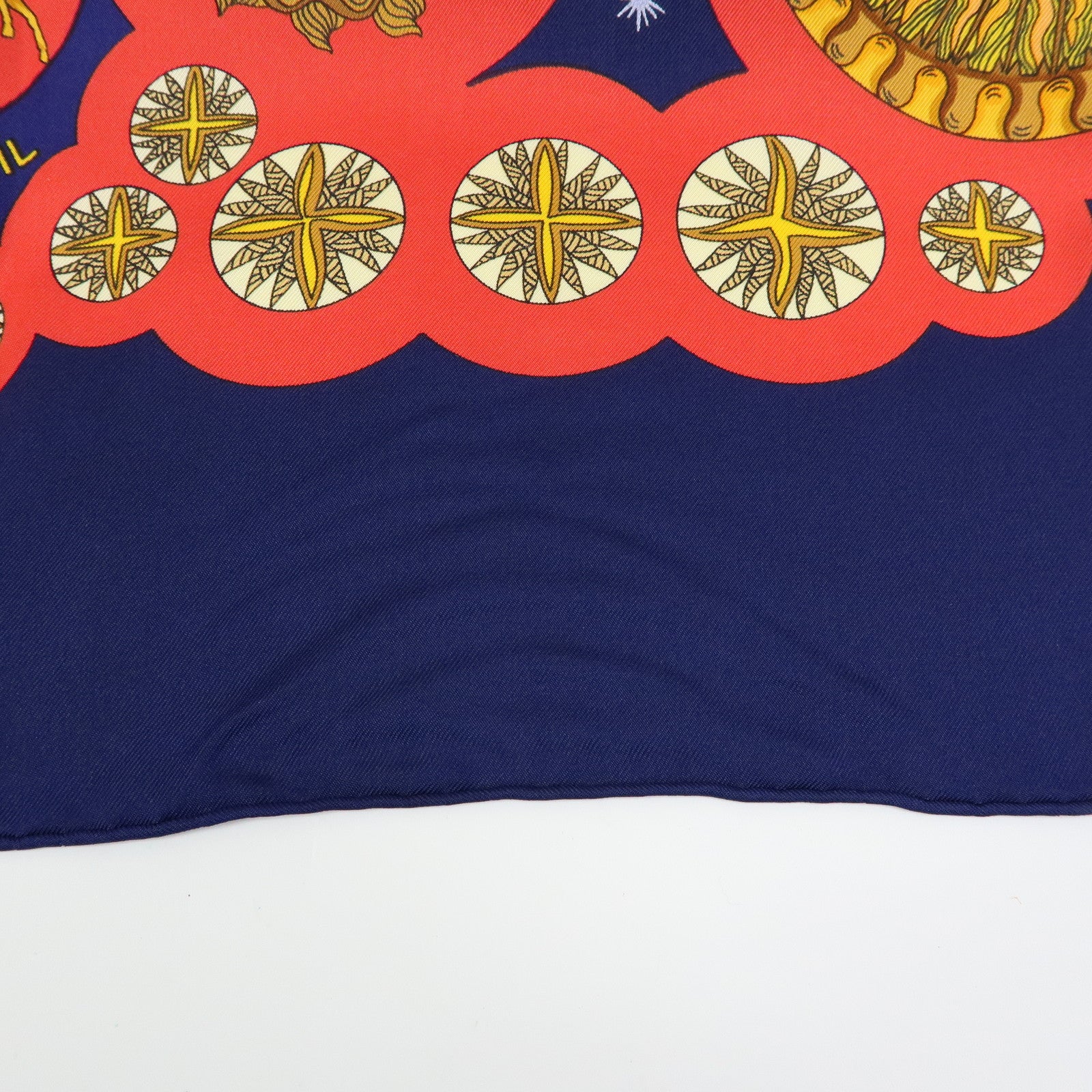 HERMES Carre 90 Silk 100% Scarf LE ROY SOLEIL Navy Red Yellow