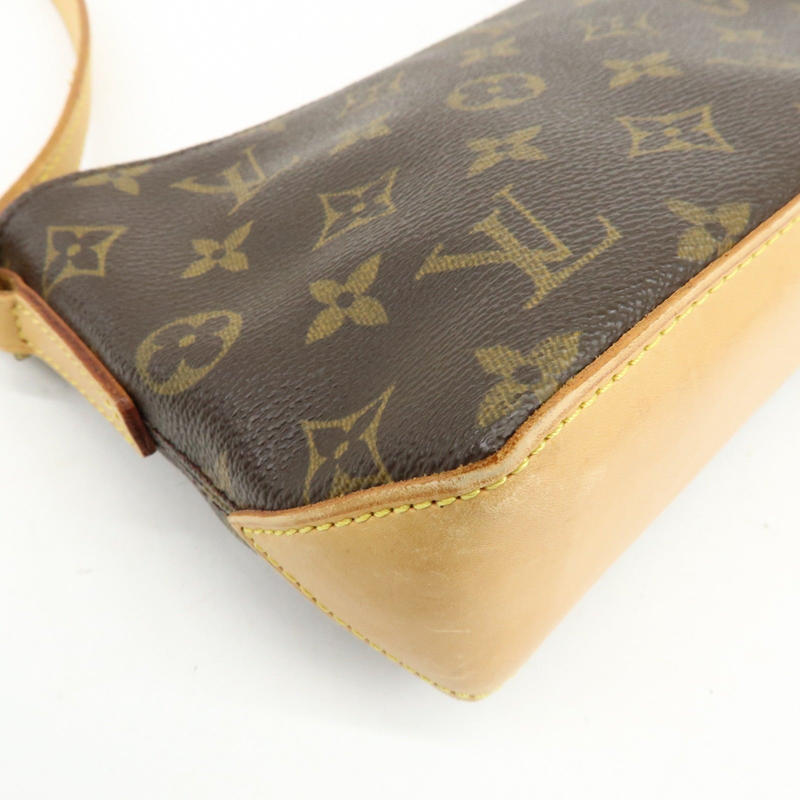 Louis Vuitton Monogram Trotteur Canvas Shoulder Bag Brown M51240