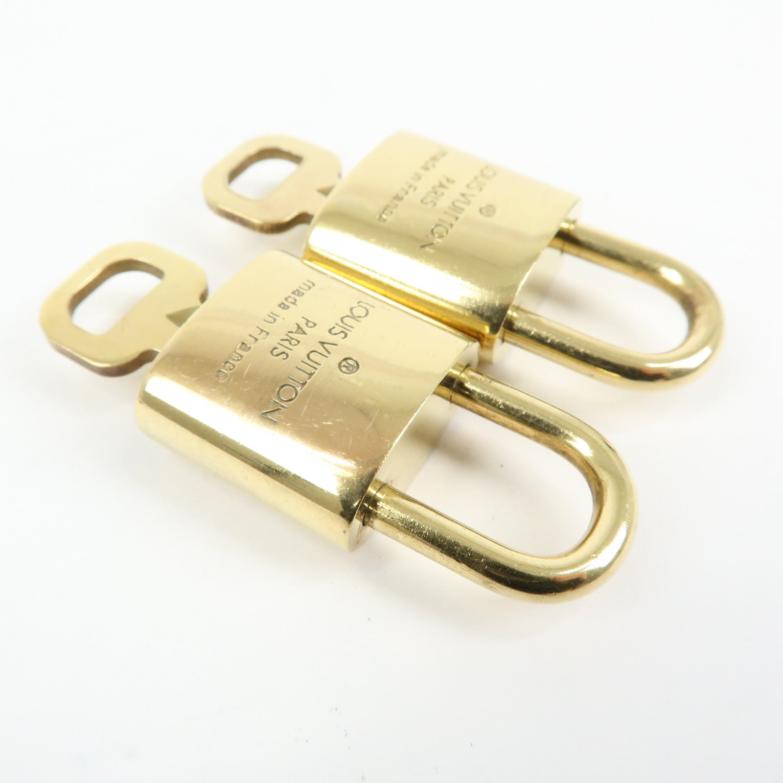 Louis Vuitton Set of 10 Lock & Key Cadena Key Lock Used