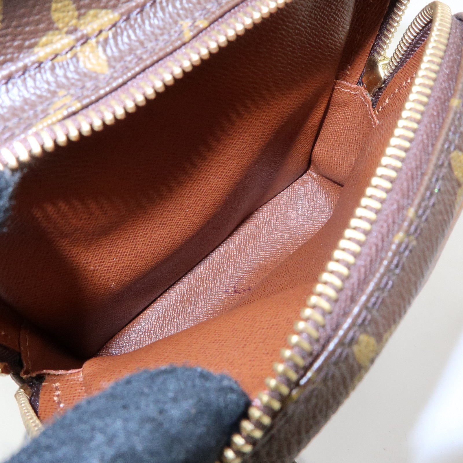 Louis Vuitton Monogram Amazone Shoulder Bag Crossbody Bag M45236