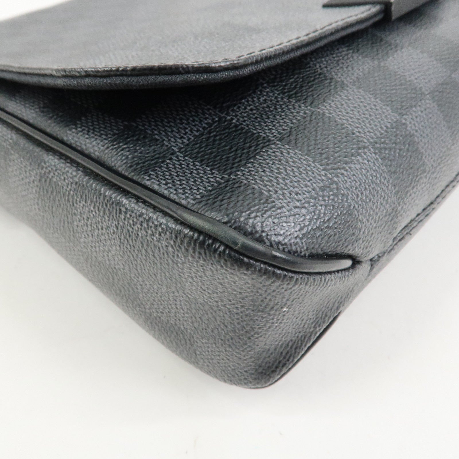 Louis Vuitton Damier Graphite District PM Shoulder Bag Noir N41260
