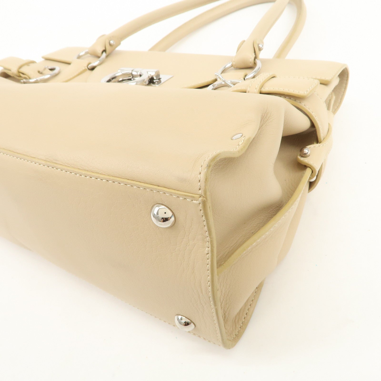 Ferragamo Gancini Logo Leather Shoulder Bag Hand Bag Beige