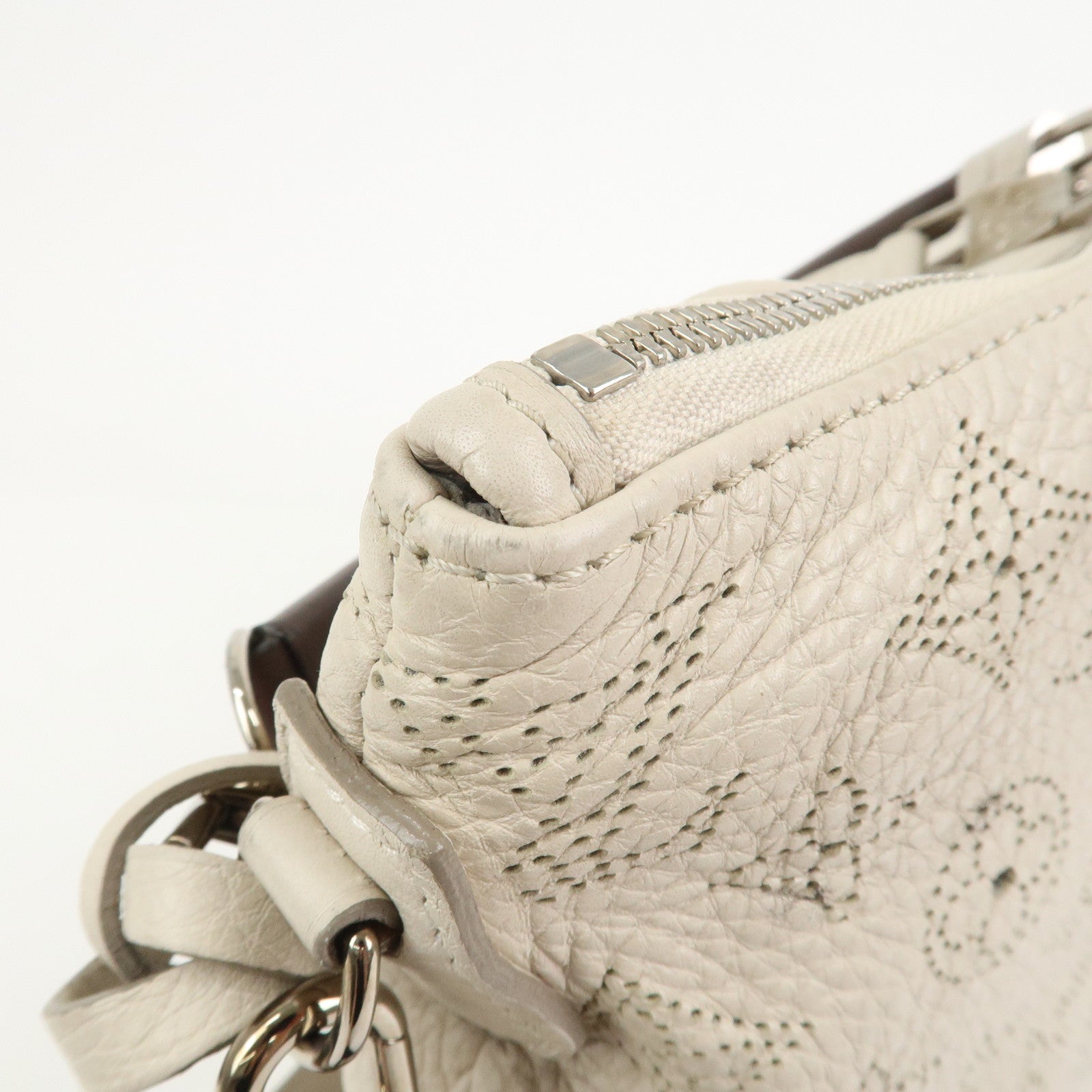 Louis Vuitton Monogram Mahina Selene PM Shoulder Bag Blanc M94275