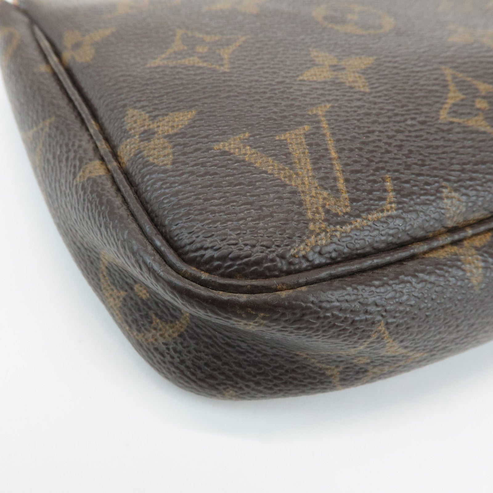 Louis Vuitton Monogram Pochette Accessoires Hand Bag Brown M51980