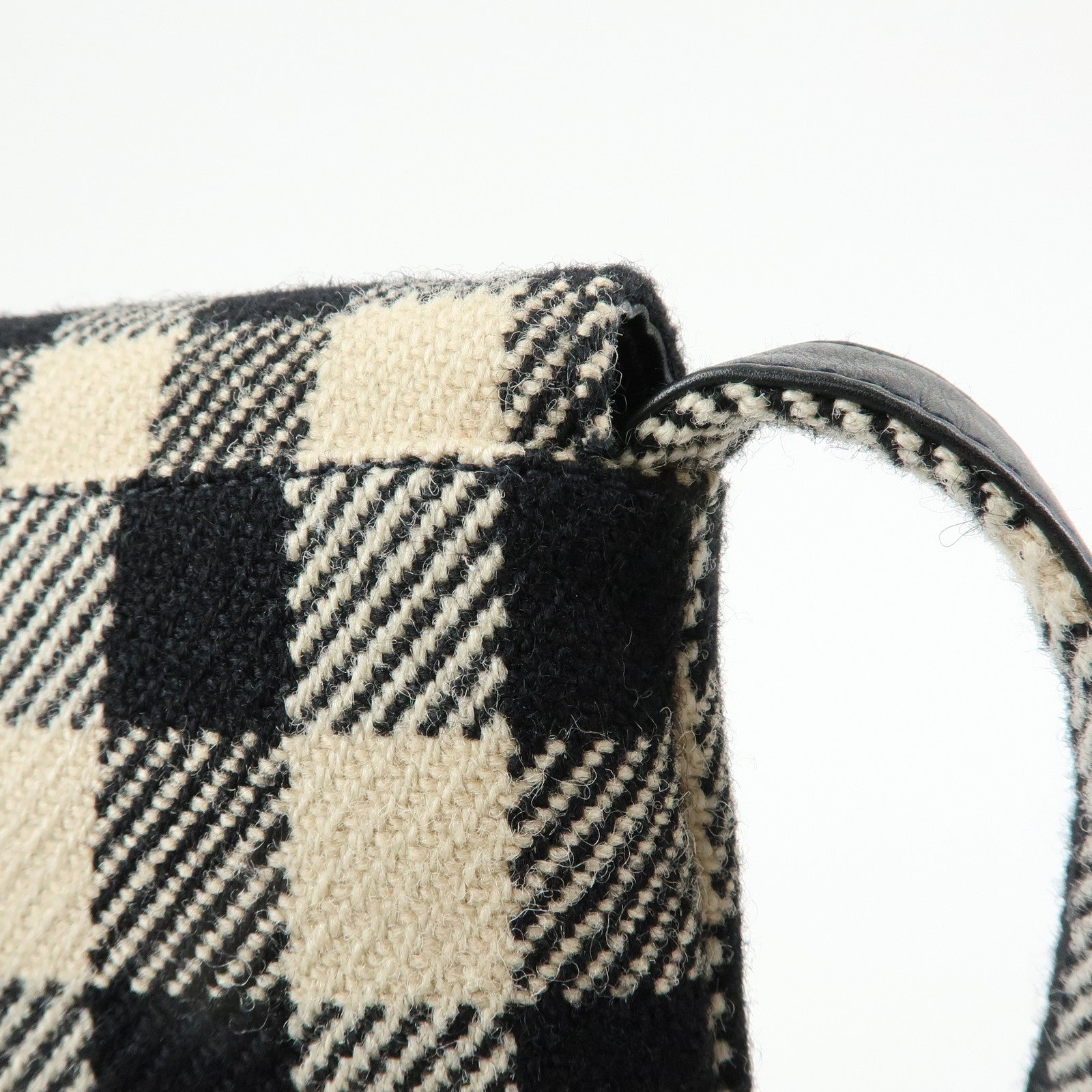 BURBERRY Plaid Wool Leather Shoulder Bag Crossbody Bag Black