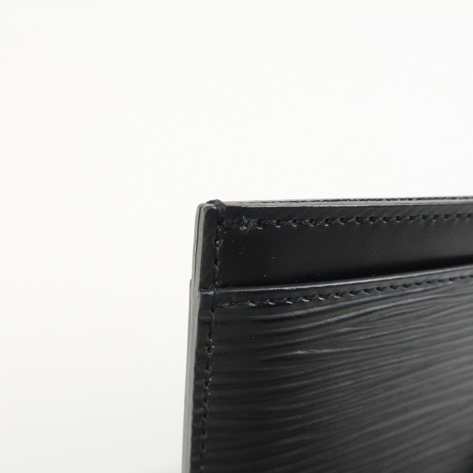 Louis Vuitton Epi Leather Porte Cartes Simple Card Case Noir M63512