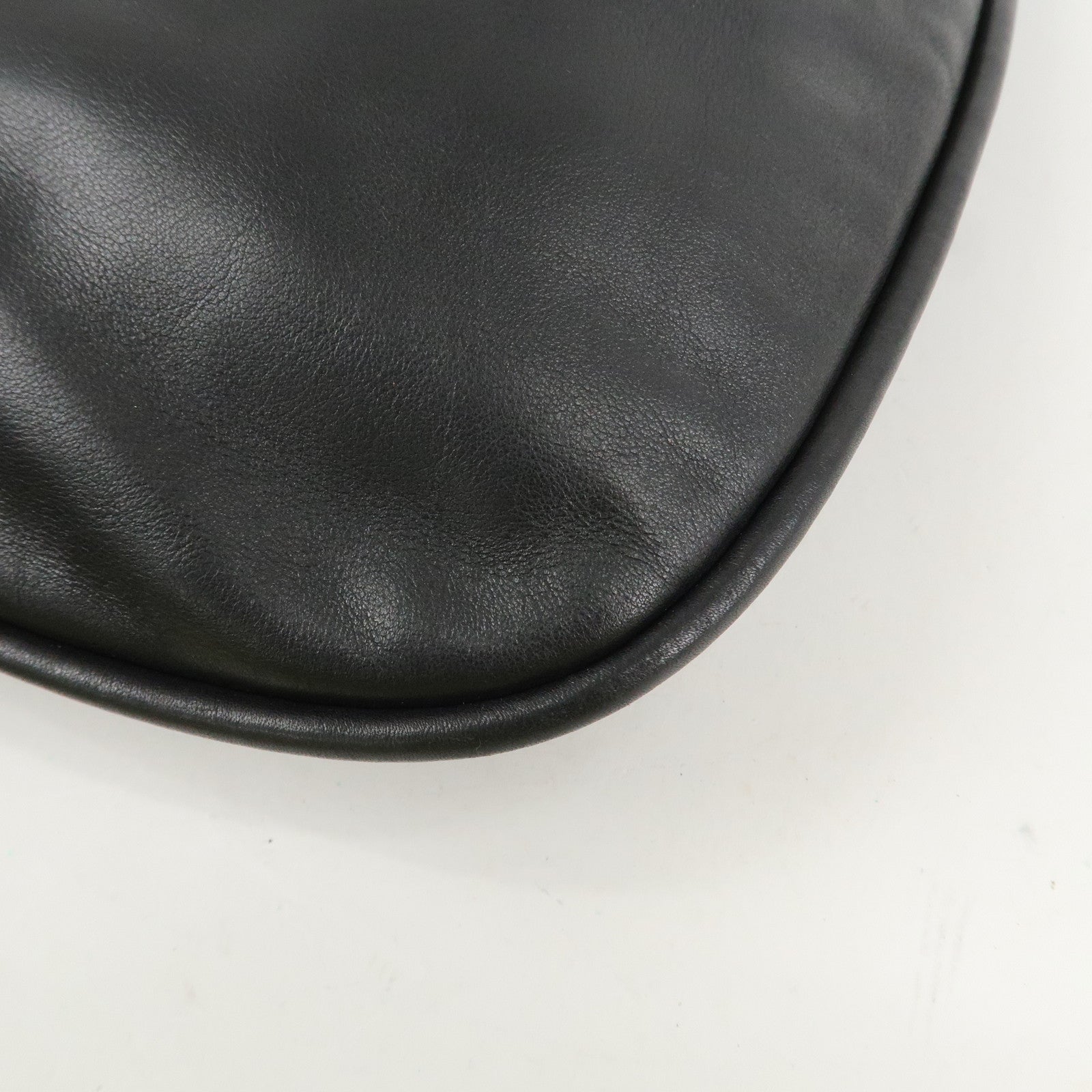 GUCCI Drawstring Leather Shoulder Bag Hand Bag Black 001.4033 Used