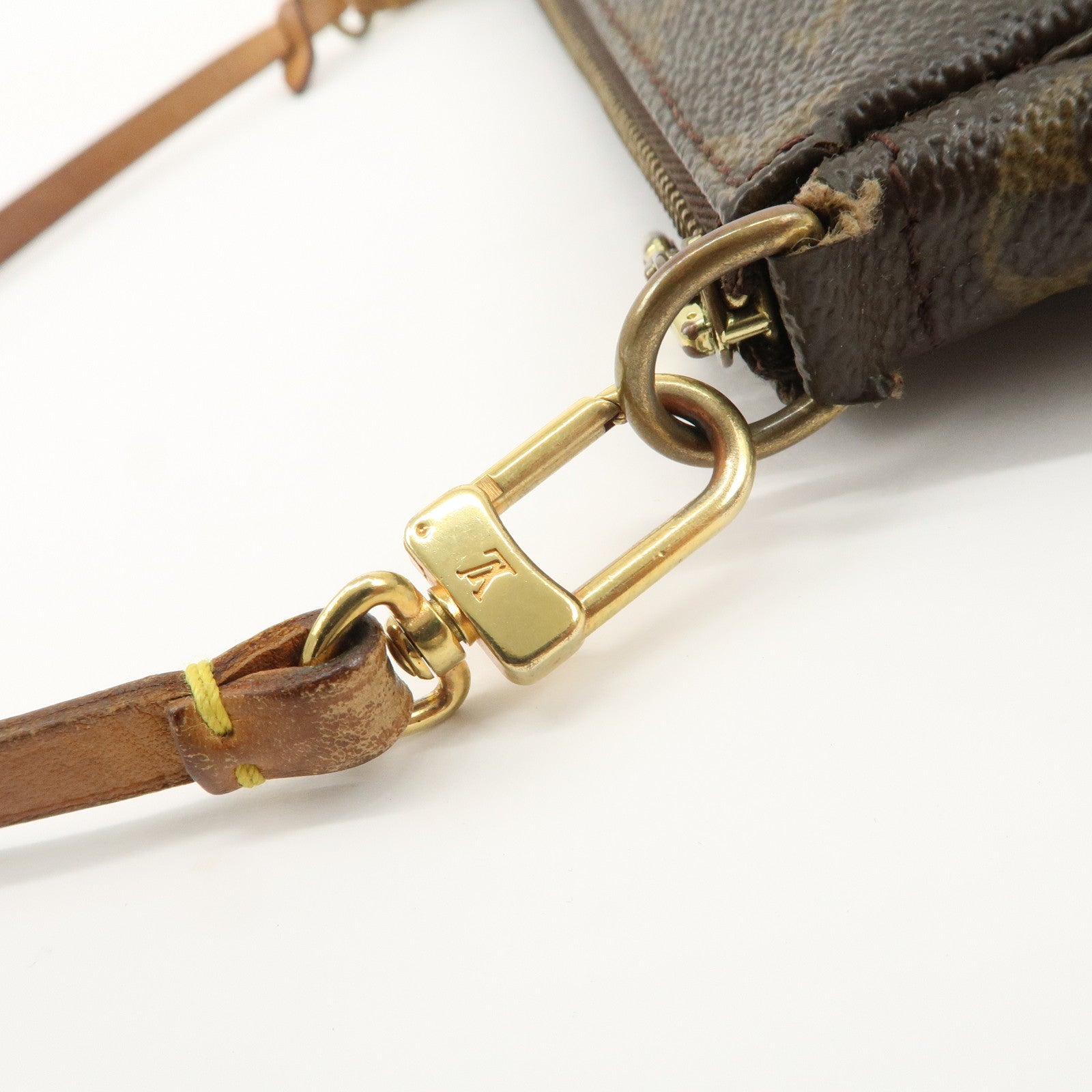 Louis Vuitton Monogram Pochette Accessoires Hand Bag Brown M51980 Used