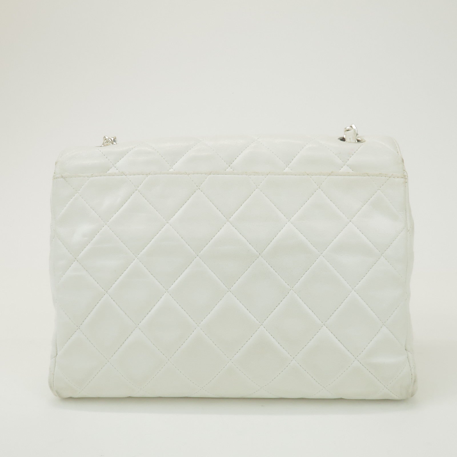 CHANEL Matelasse Lamb Skin Chain Shoulder Bag White Silver
