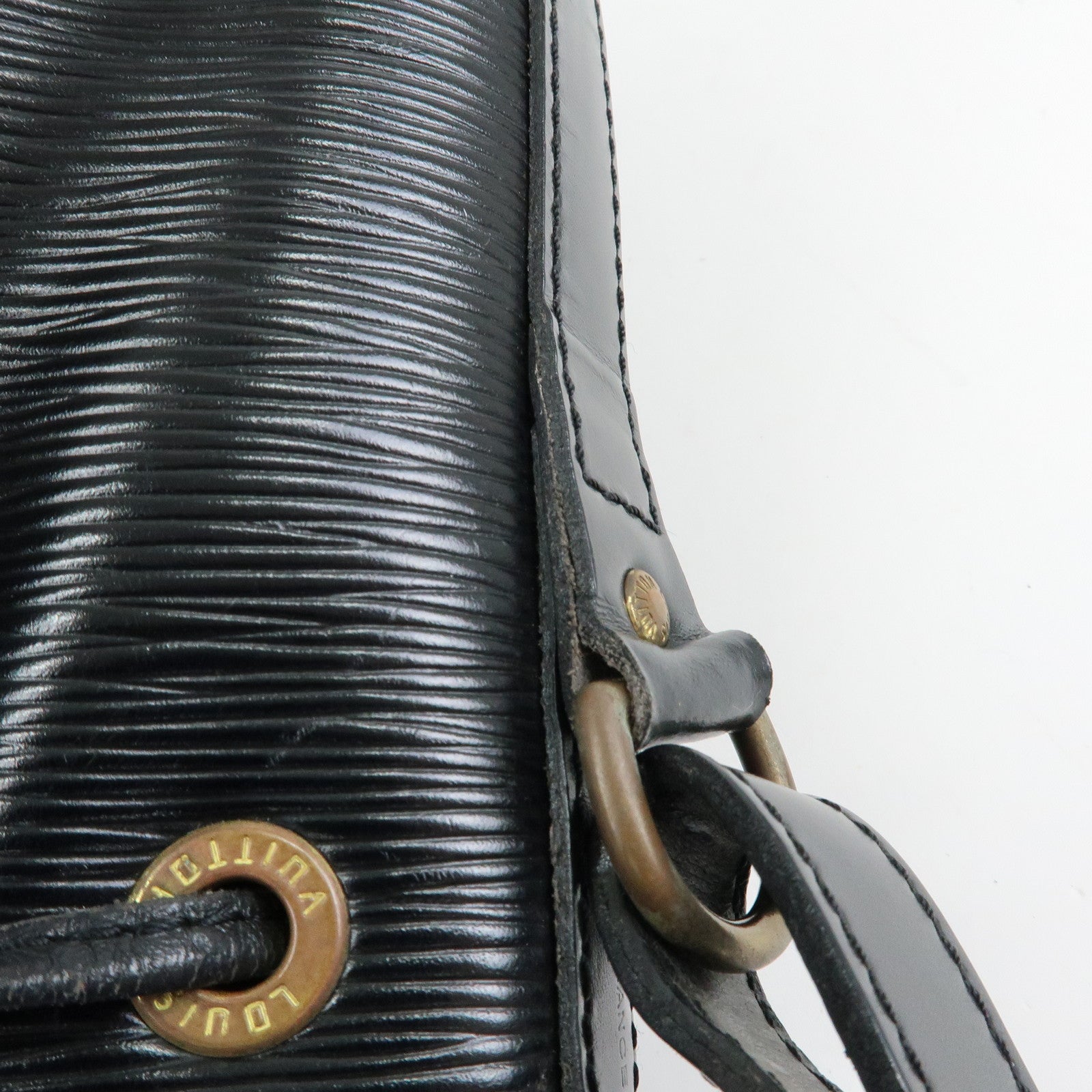 Louis Vuitton Epi Petit Noe Shoulder Bag Noir Black M59012