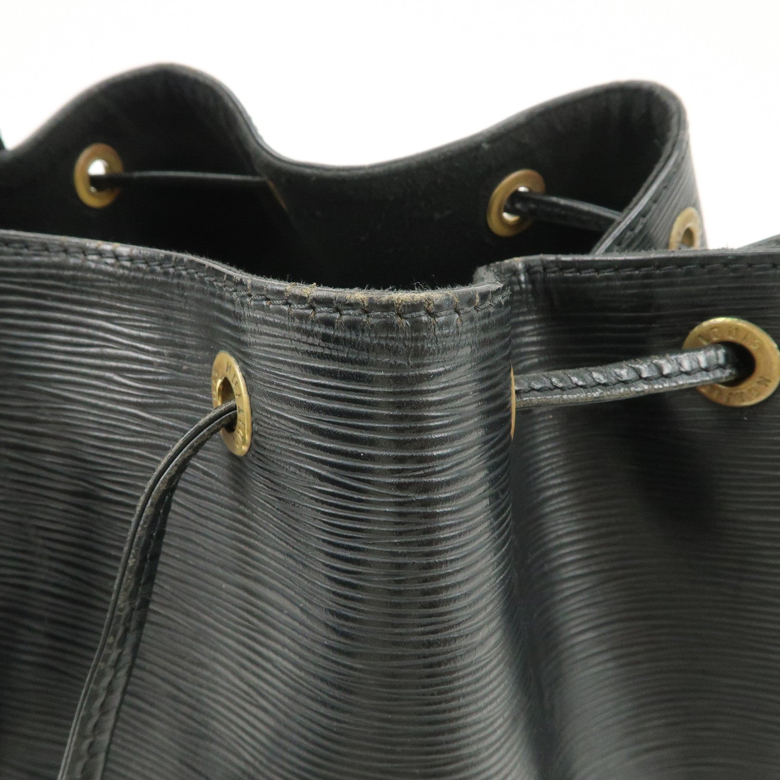 Louis Vuitton Epi Petit Noe Shoulder Bag Noir Black M59012