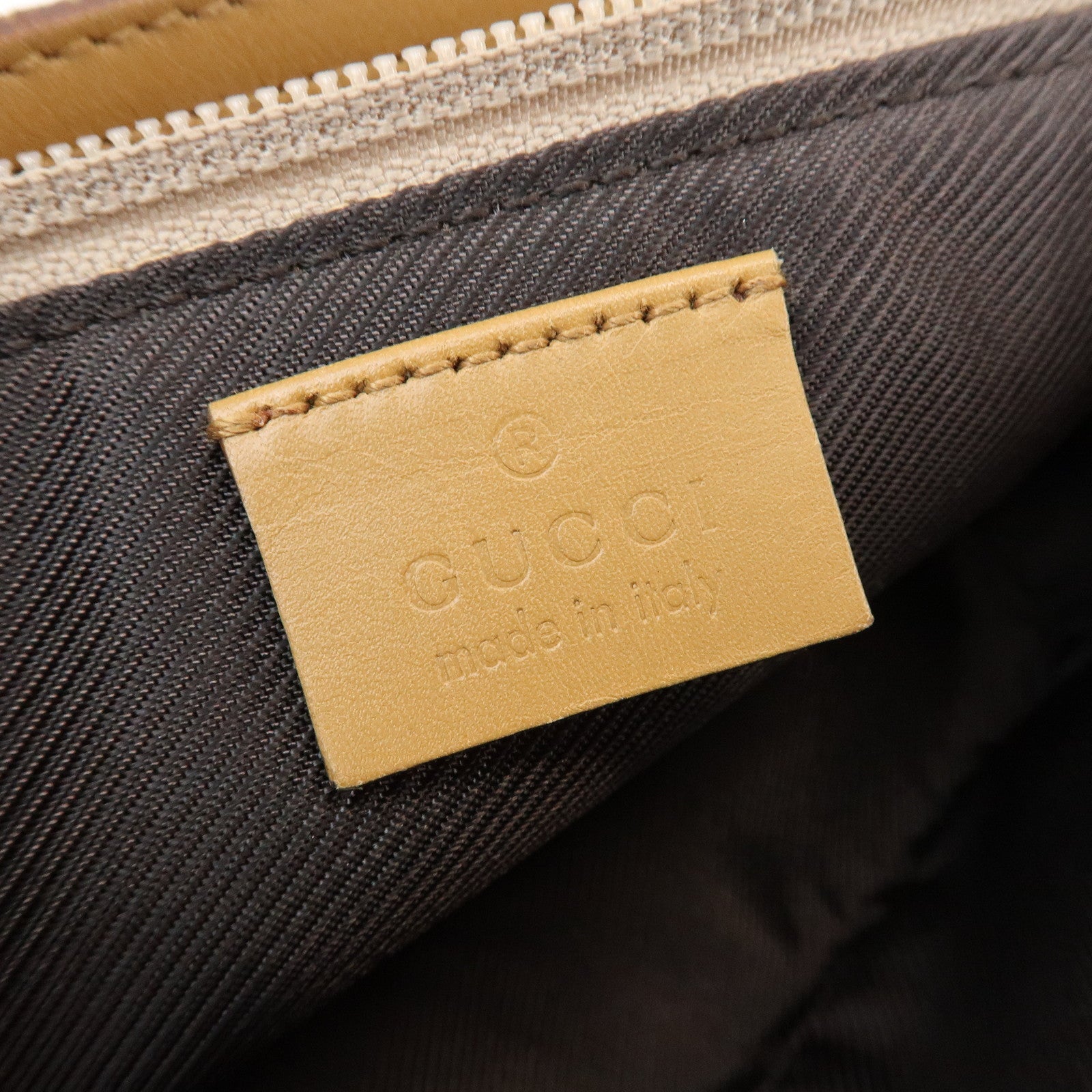 GUCCI Boat Bag GG Canvas Leather Accessory Pouch Hand Bag 039・1103