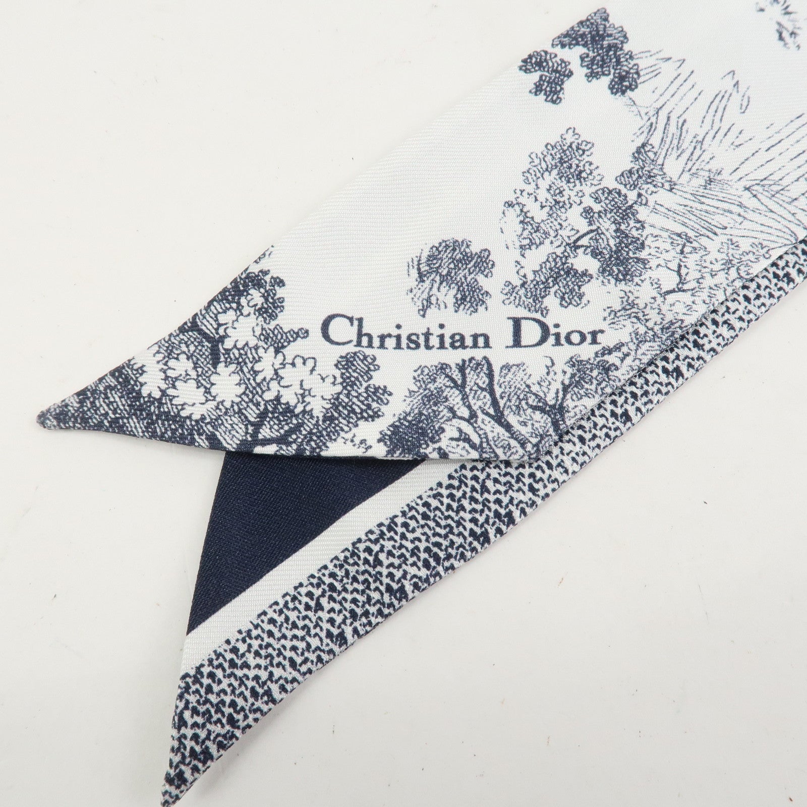 Christian Dior Mitzah Animal Motif Silk 100% Scarf White Navy