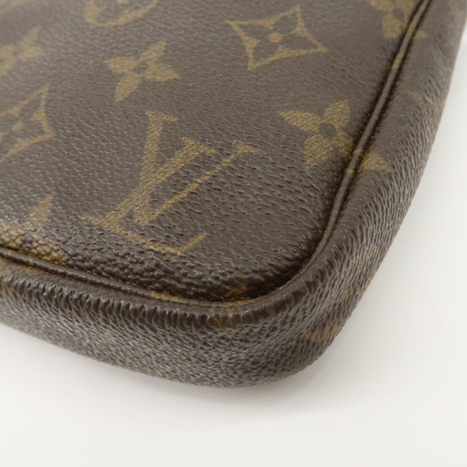 Louis Vuitton Monogram Pochette Accessoires Hand Bag Brown M51980 Used
