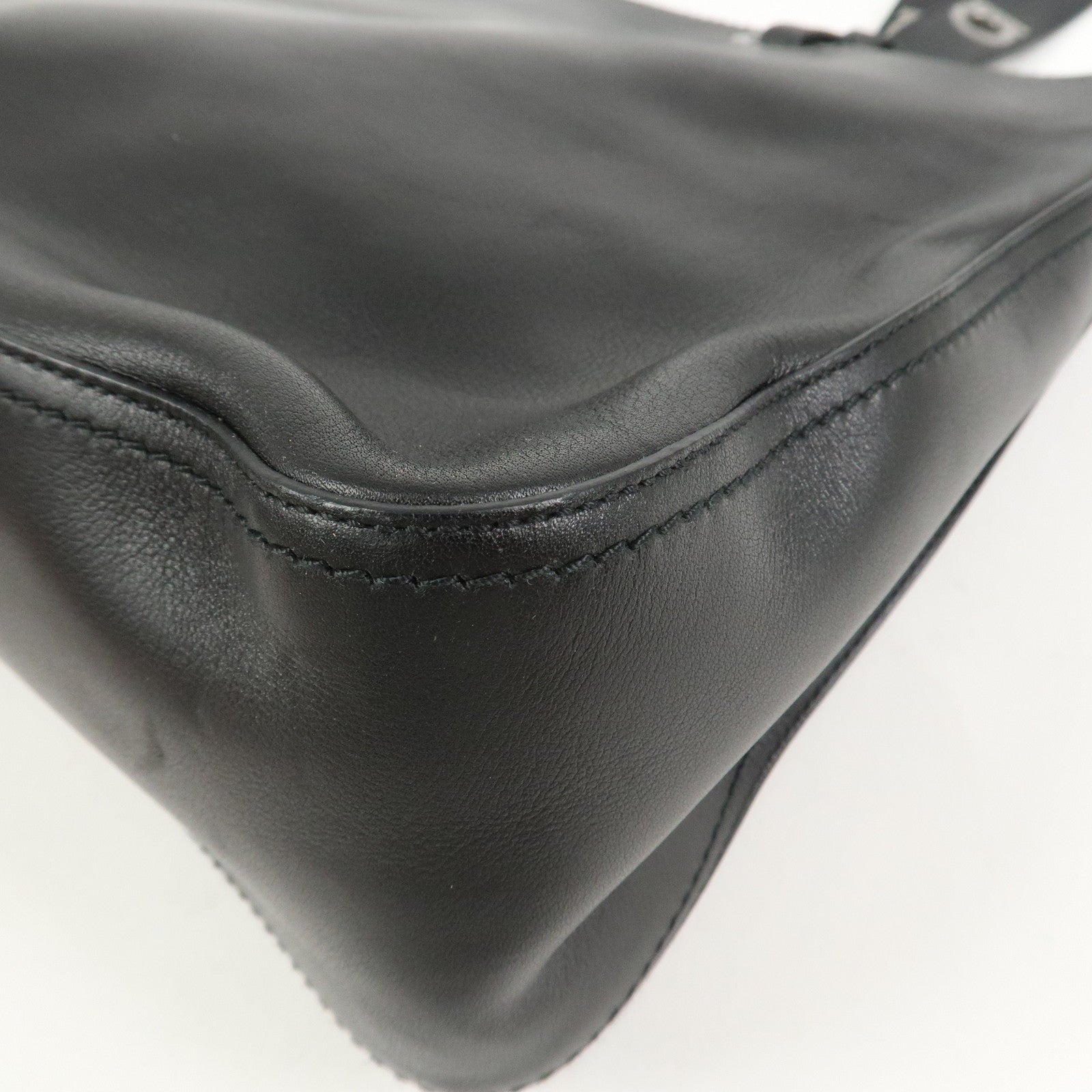 Ferragamo Gancini Leather Tote Bag Shoulder Bag Black