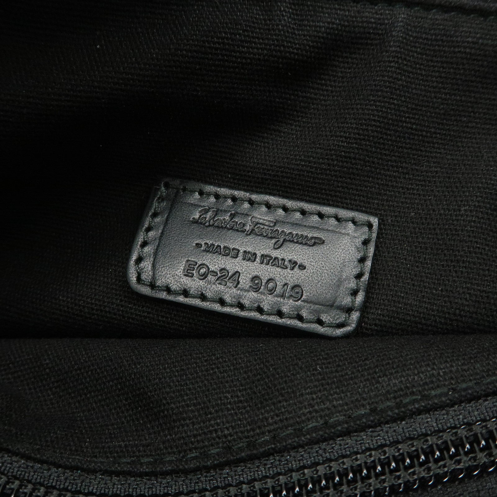 Ferragamo Gancini Leather Shoulder Bag Crossbody Bag Black