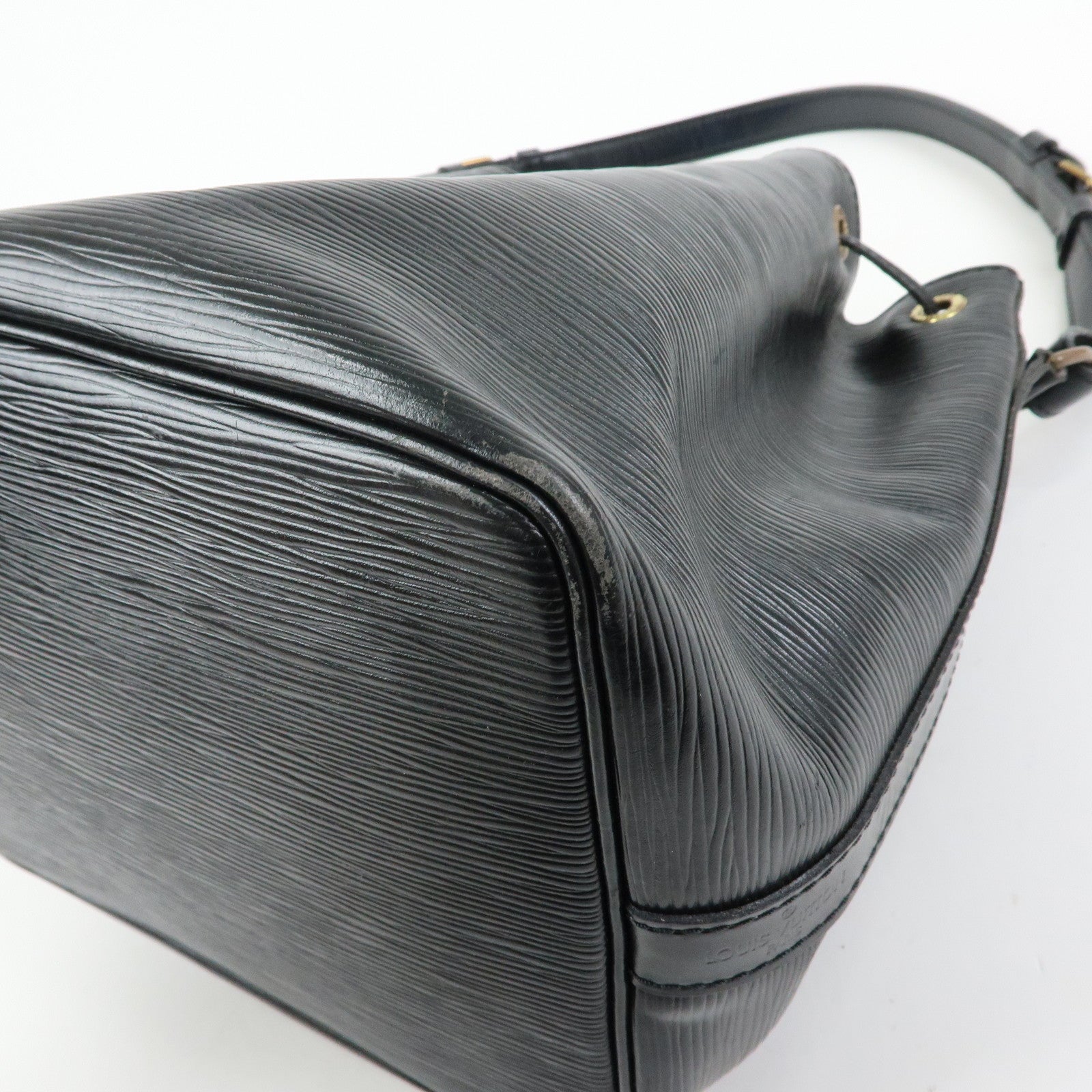 Louis Vuitton Epi Petit Noe Shoulder Bag Noir Black M59012