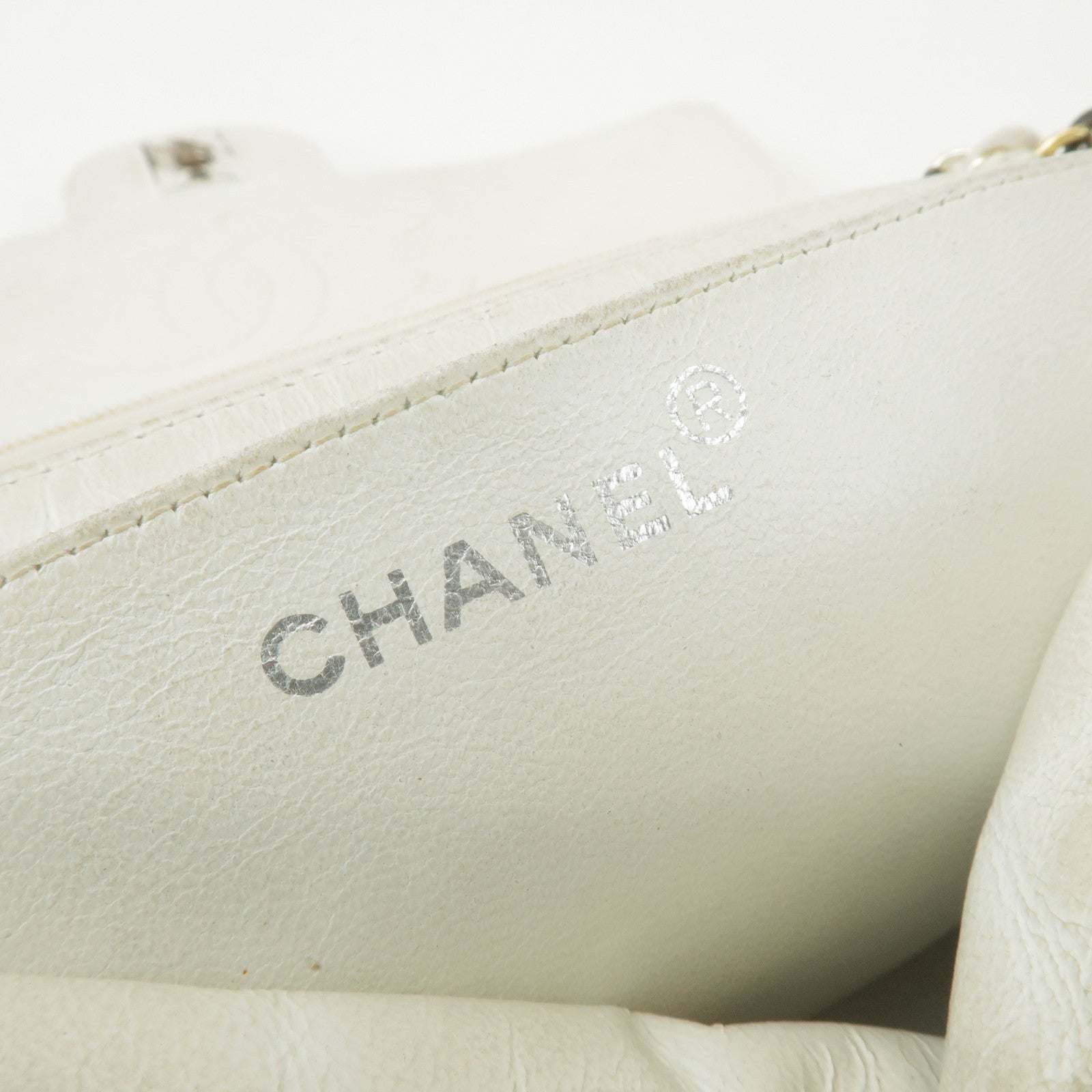 CHANEL Matelasse Lamb Skin Chain Shoulder Bag White Silver