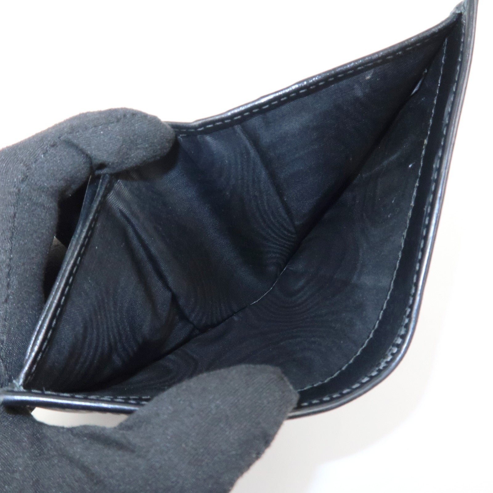 PRADA Vitello Move Leather Bi-fold Compact Wallet Black 1MV204