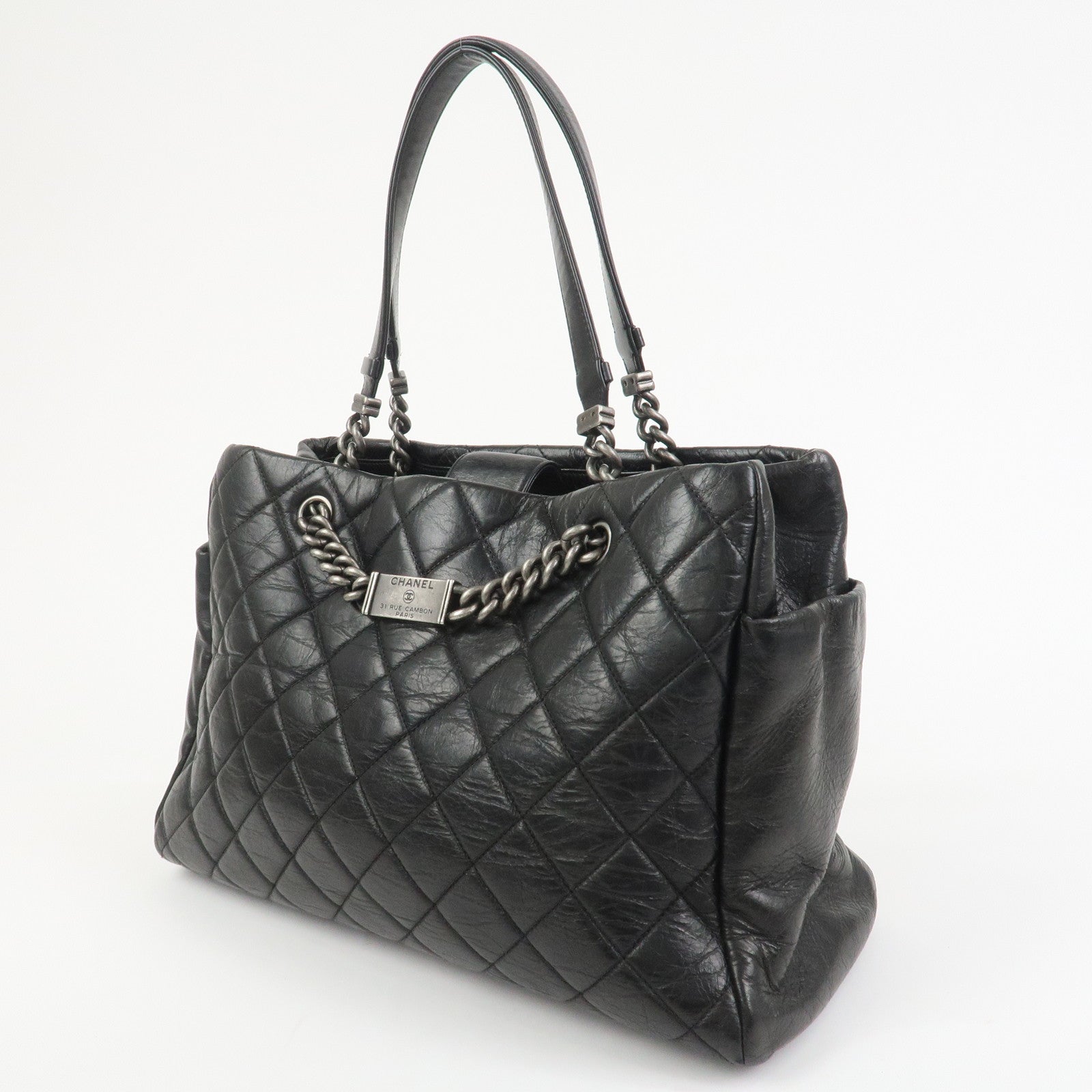 CHANEL Matelasse Calf Leather Chain Tote Bag Black