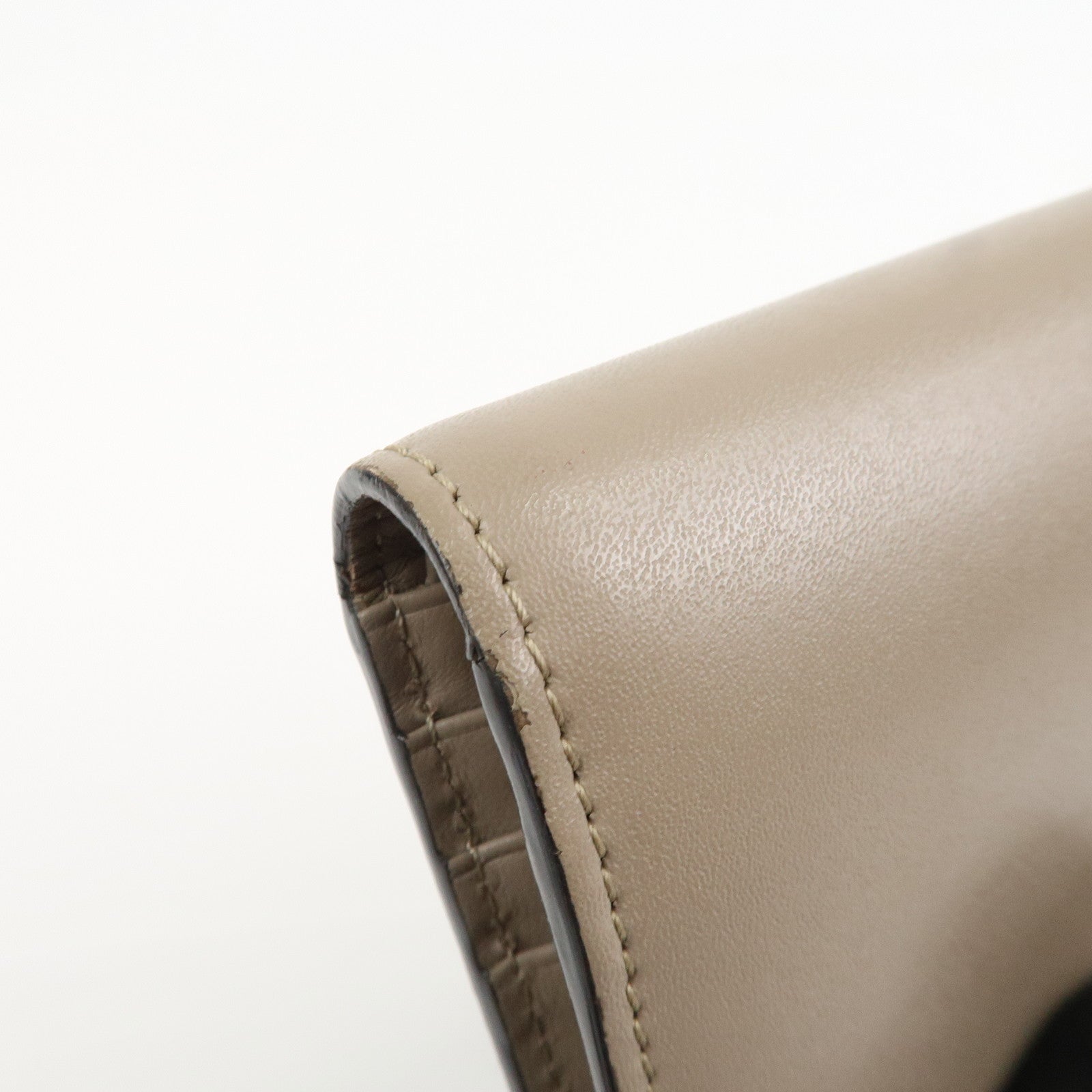 FENDI Leather Bi-fold Compact Wallet Brown 8M0387